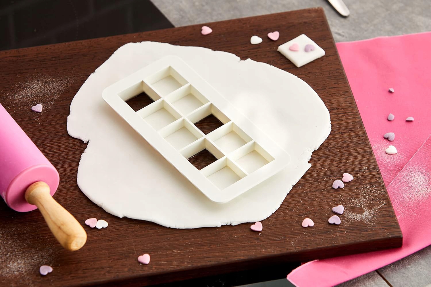 ZESTAW WYKRAWACZY DO MASY CUKROWEJ 3SZT KWADRATY Marka Brunbeste