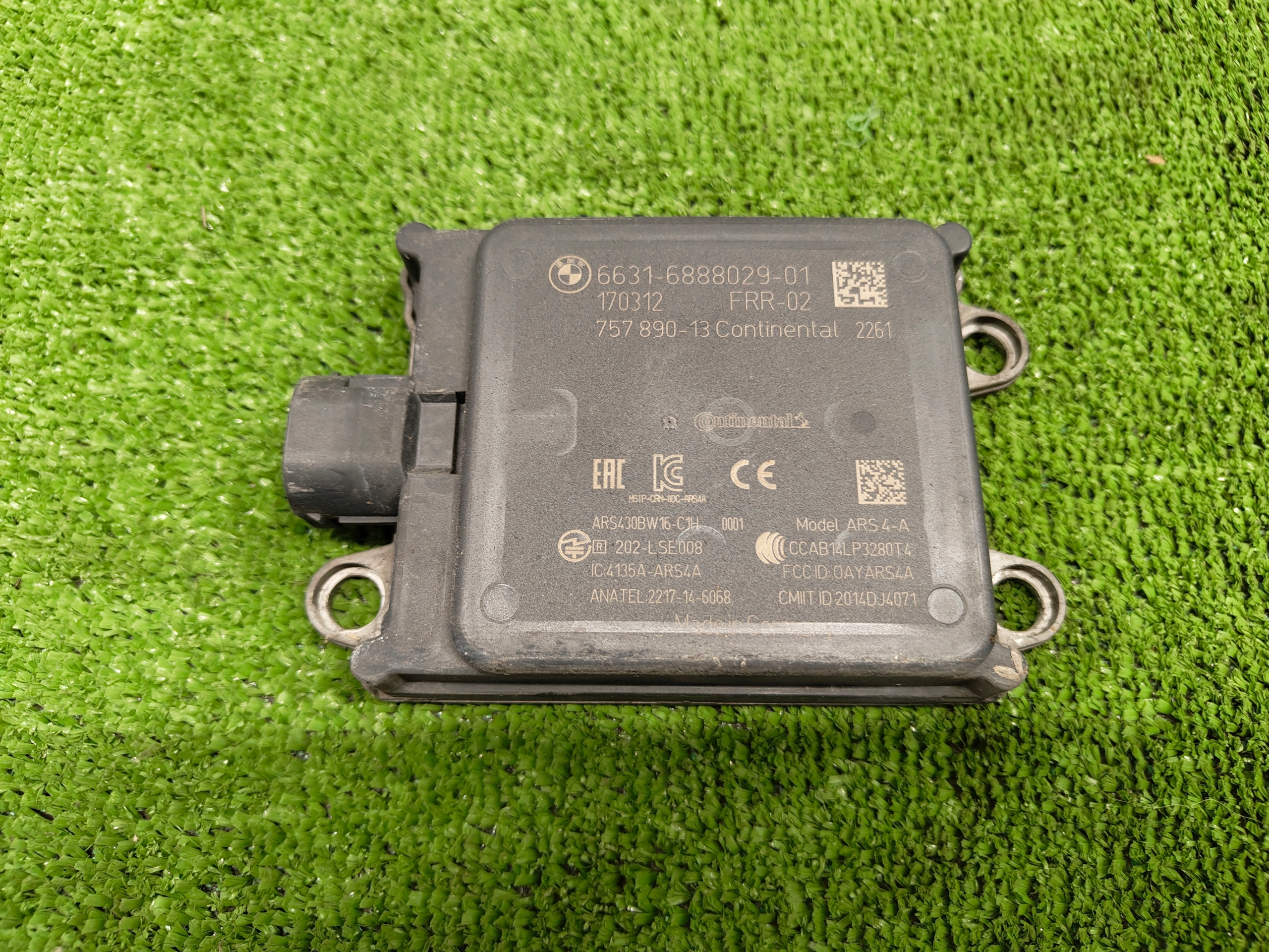 BMW 5 G30 RADAR ACC SENSOR 6888029