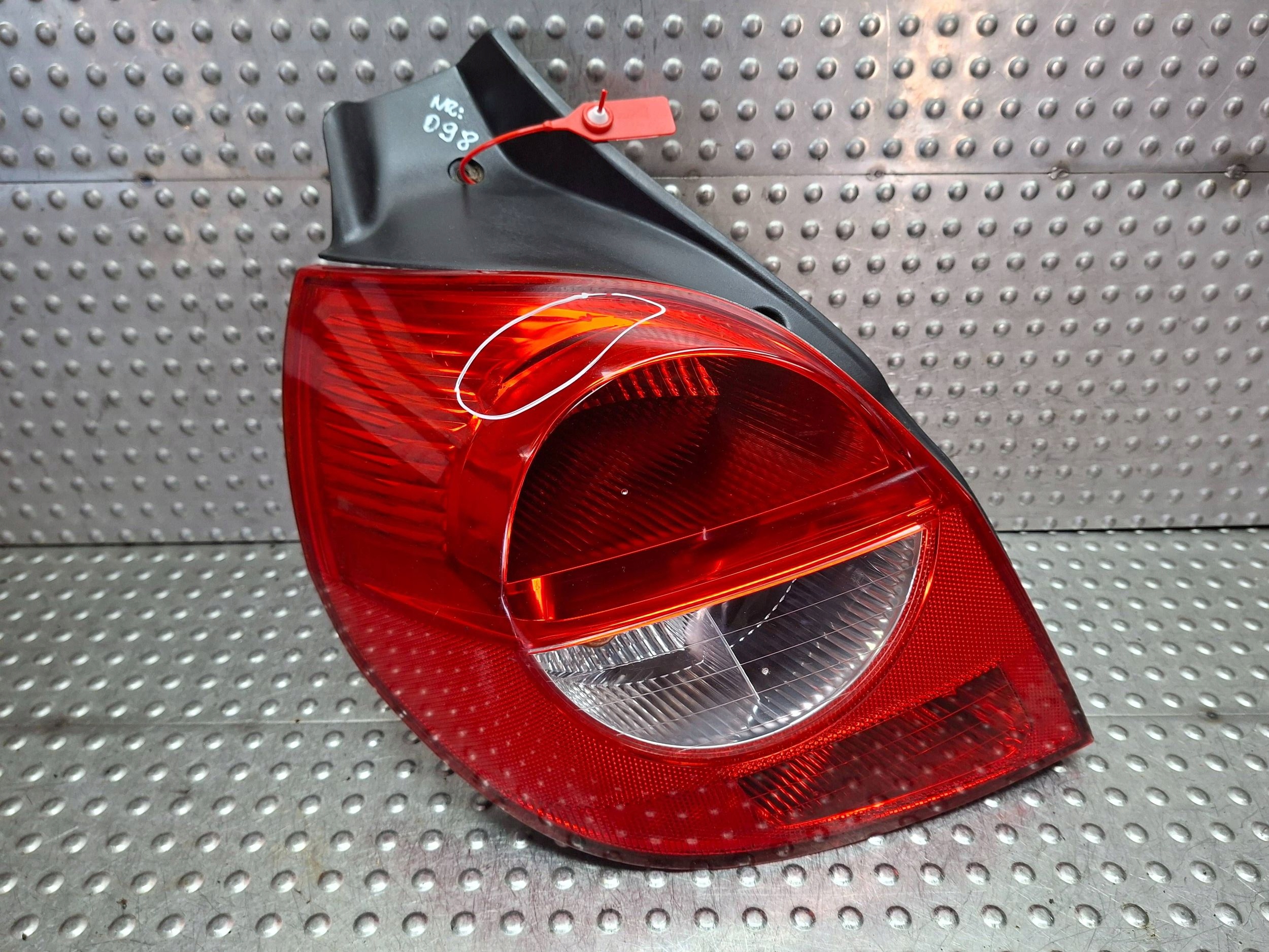 light left rear part 8200459962 RENAULT CLIO III 2006