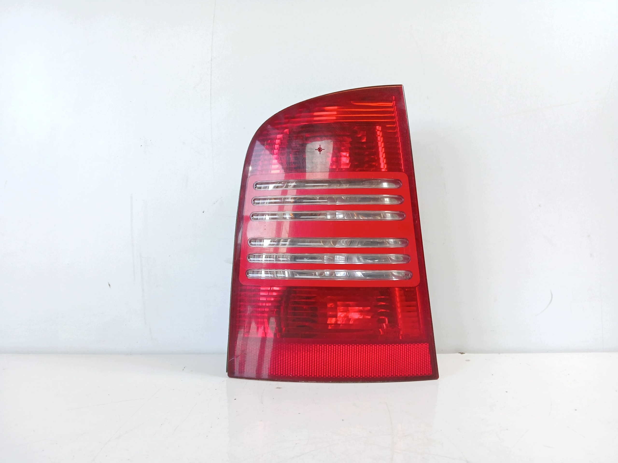 SKODA OCTAVIA and KOMBI light left rear part 1U9945095