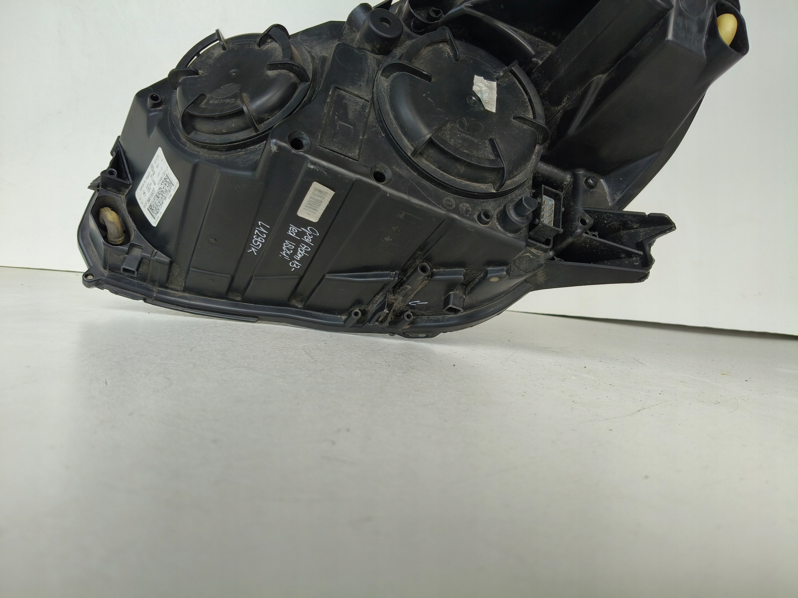 light right REFLEKTOR OPEL ADAM 13- LED
