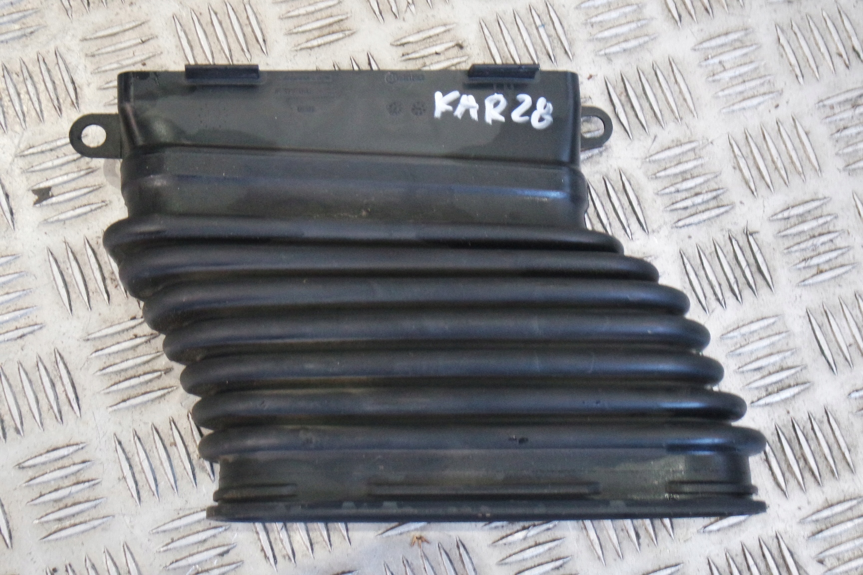 Повітрозабірник MERCEDES W167 AMG A1770902682