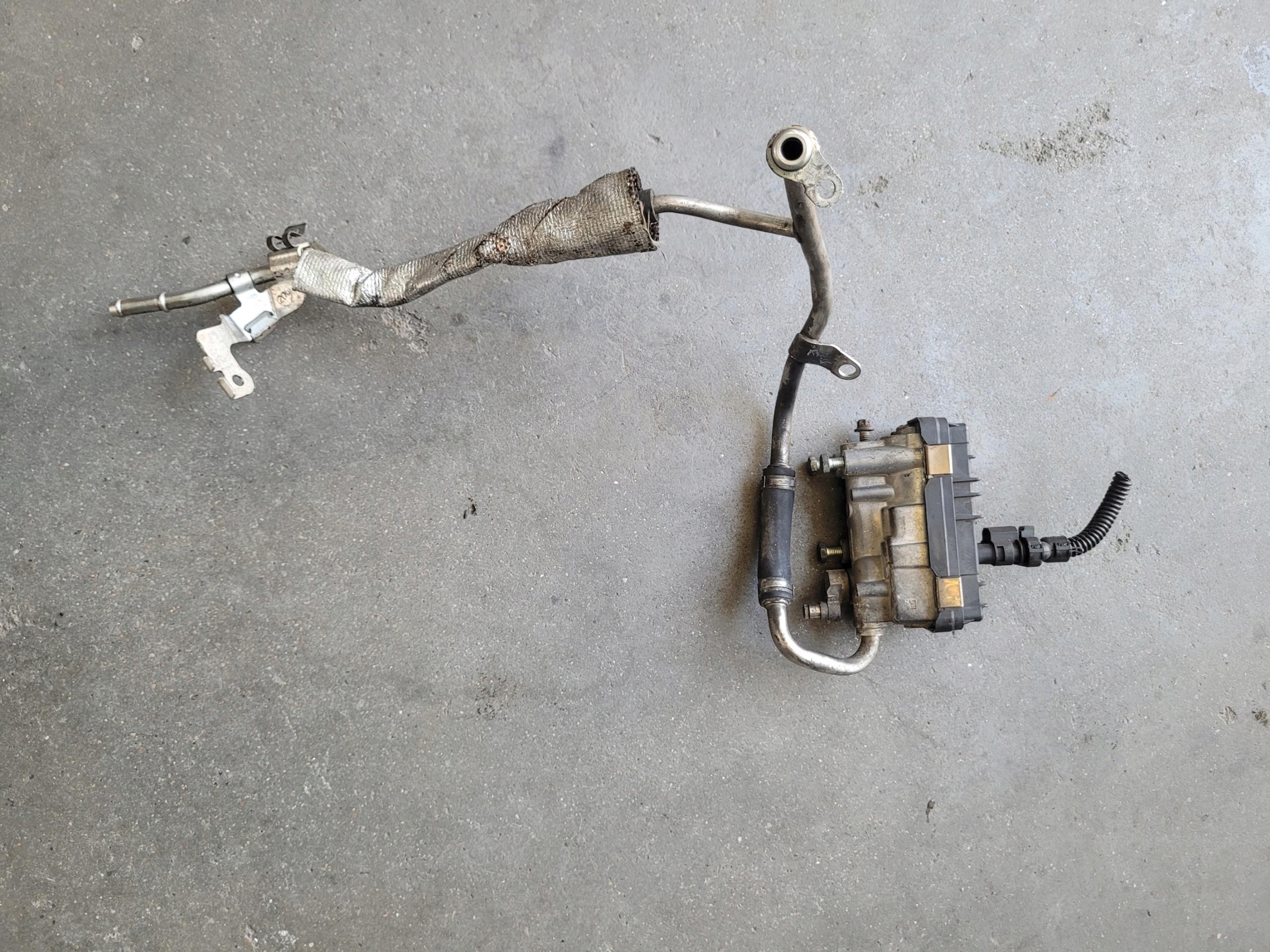 régulateur unité de commande électronique uce TURBO turbine MERCEDES W213 S213 E 220 D 2.0 CDI