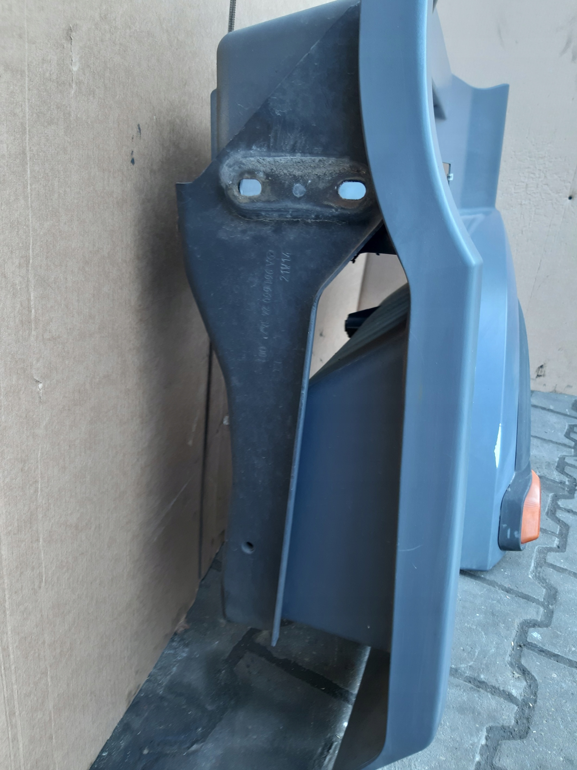 Mercedes Actros MP4 Stopien Stopnica left 9606664603