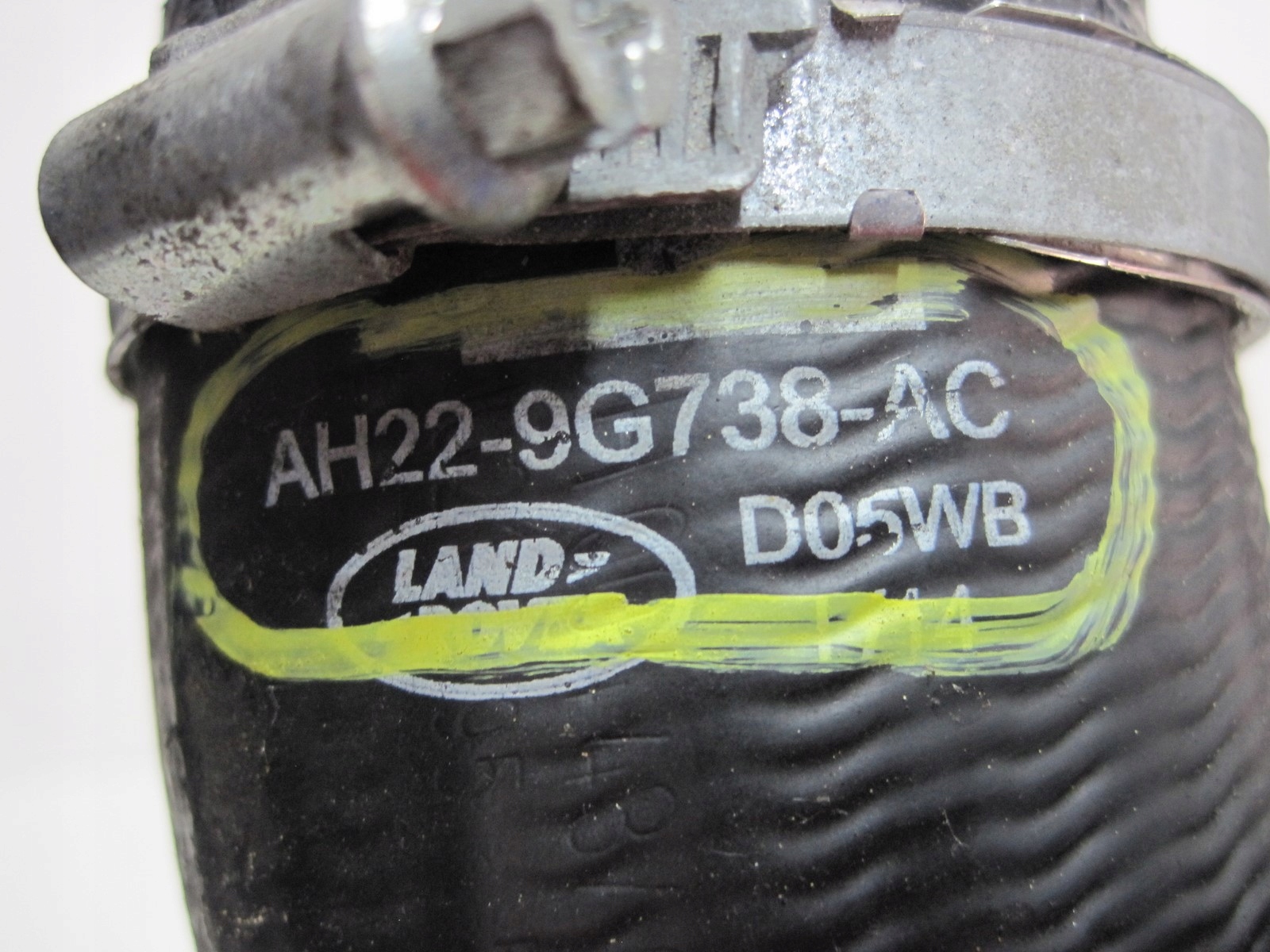 pipe hose LAND ROVER AH22-9G738-AC