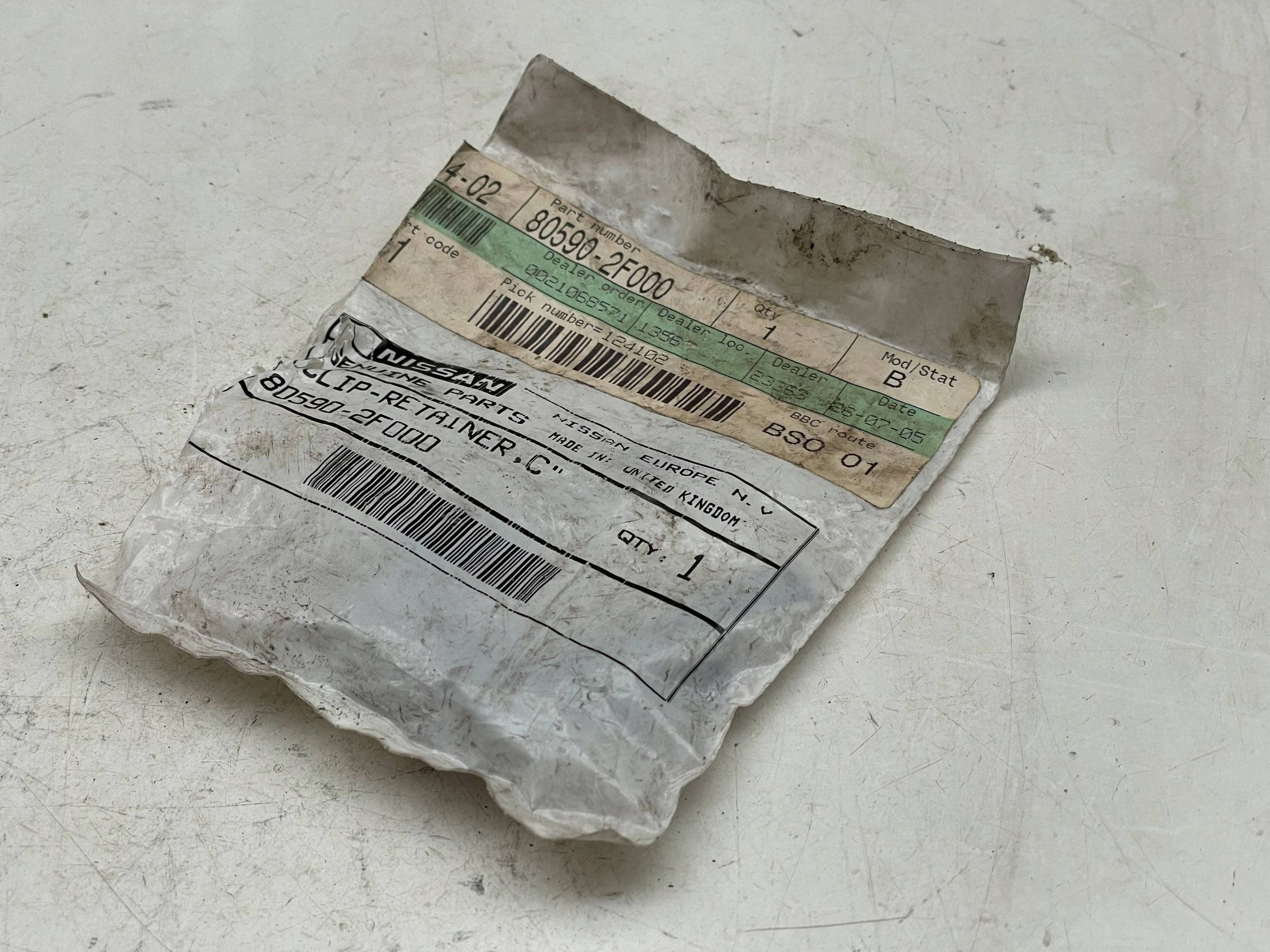 bracket holder NISSAN PRIMIERA 80590-2F000 original!