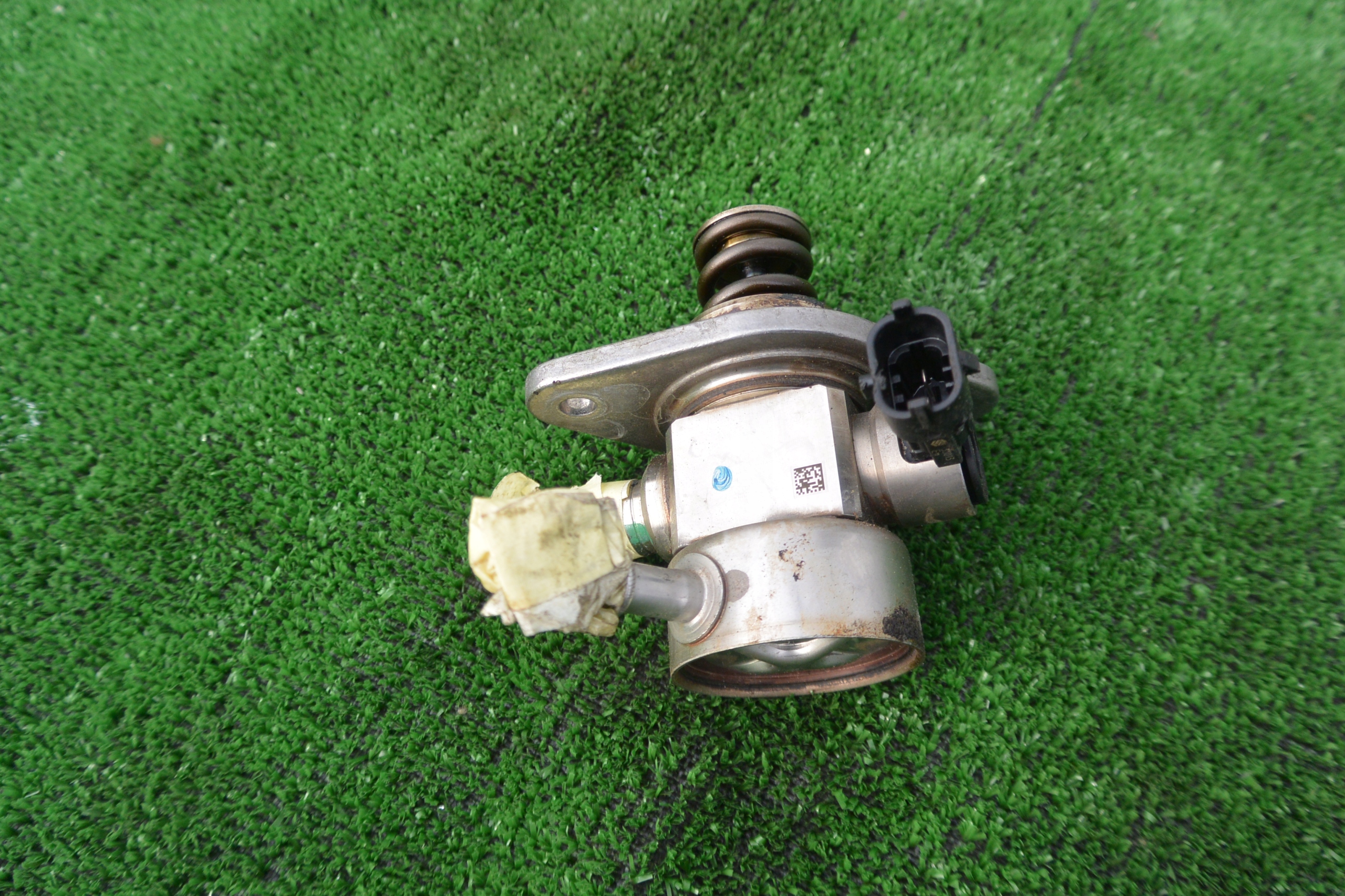 MASERATI GHIBLI LEVANTE feed pump 3.0 BENZ Q4