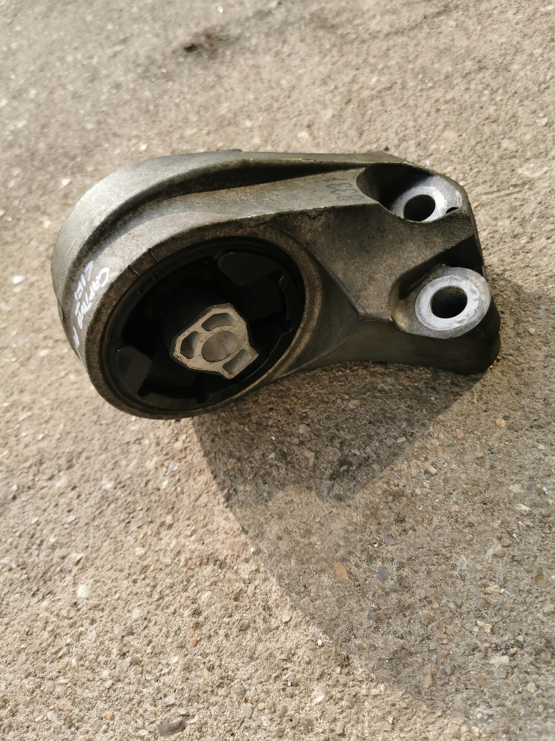 engine mount CHEVROLET CAPTIVA LIFT 2.2 VCDi