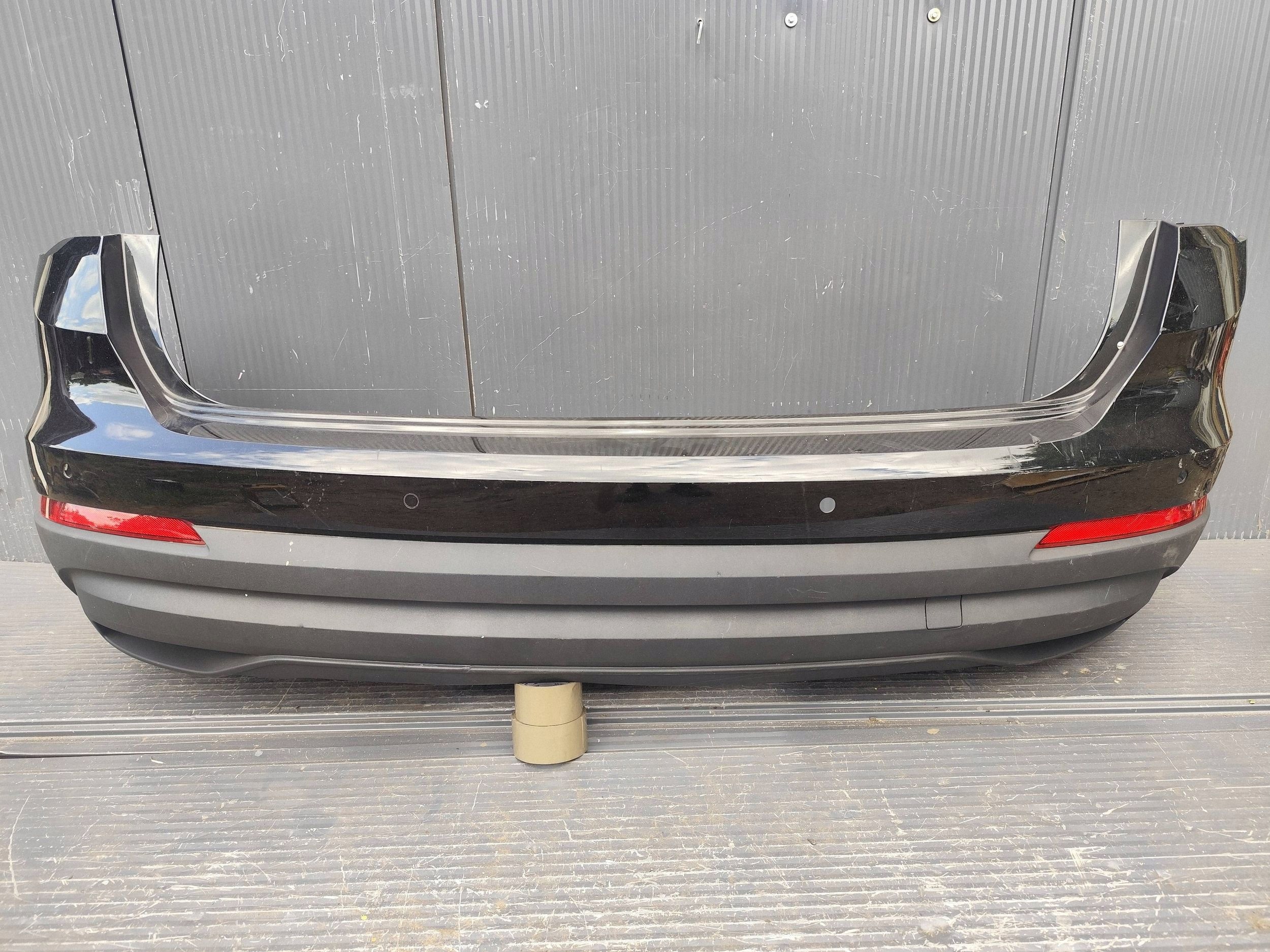 AUDI Q3 II 83A bumper rear PDC complete 83A807511A
