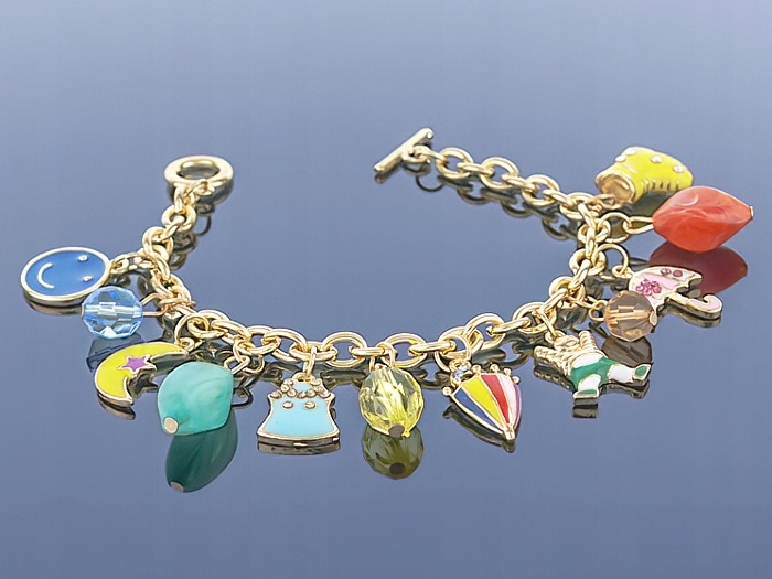 

Złota bransoletka Charms