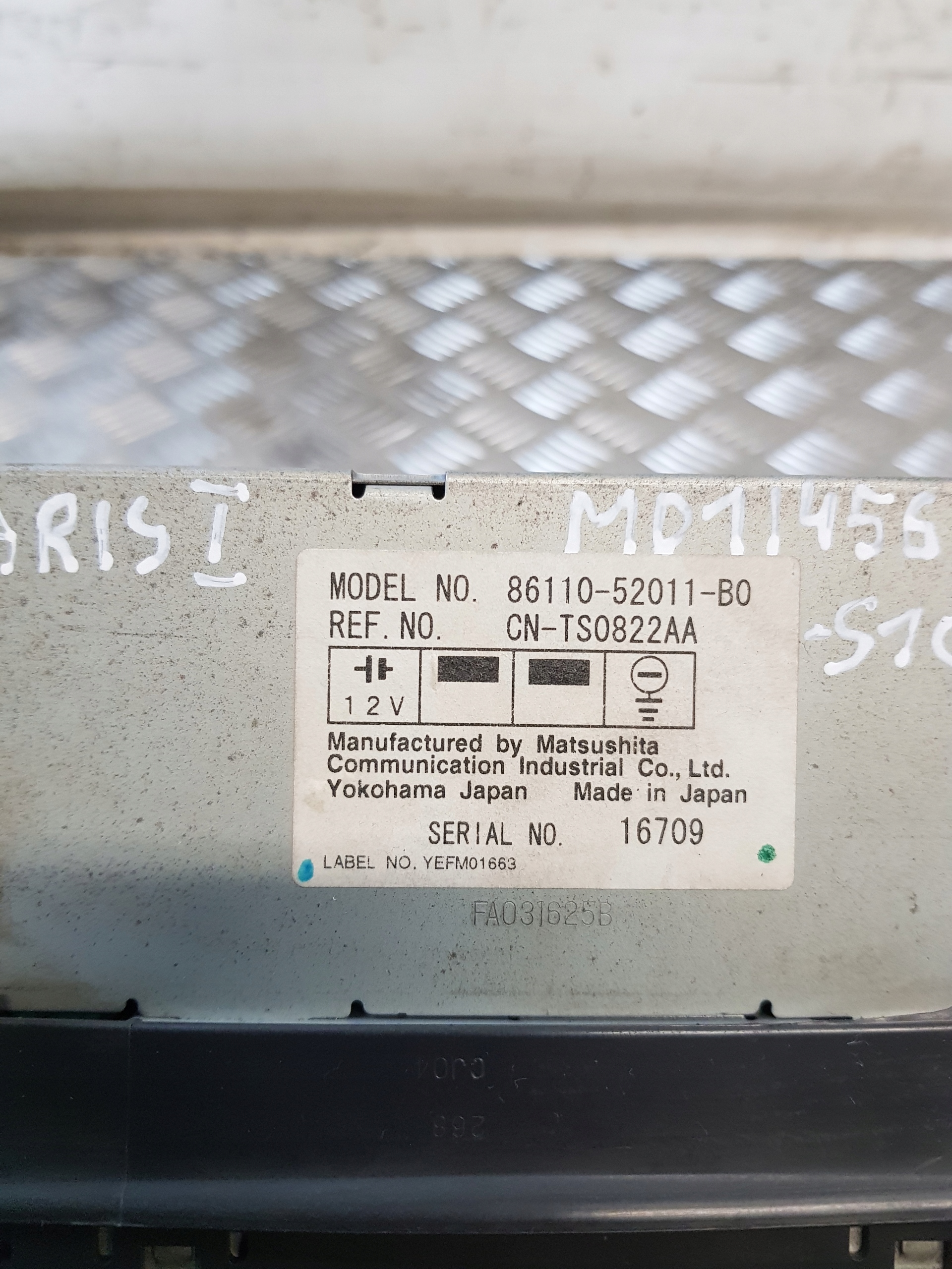 PANEL BOCCHETTE 758268-701D + Schermo RADIA 8611052011B0 TOYOTA YARIS e