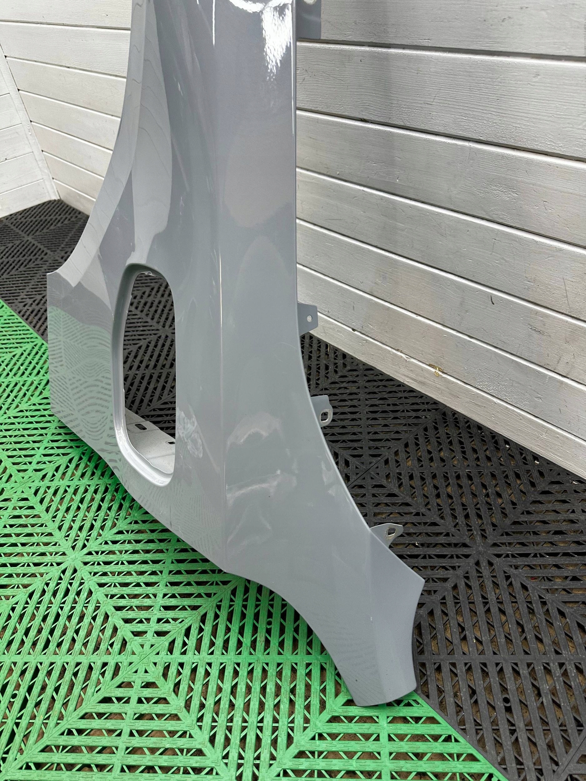 fender front side left BMW 5 G60 G61 HYBRYDA