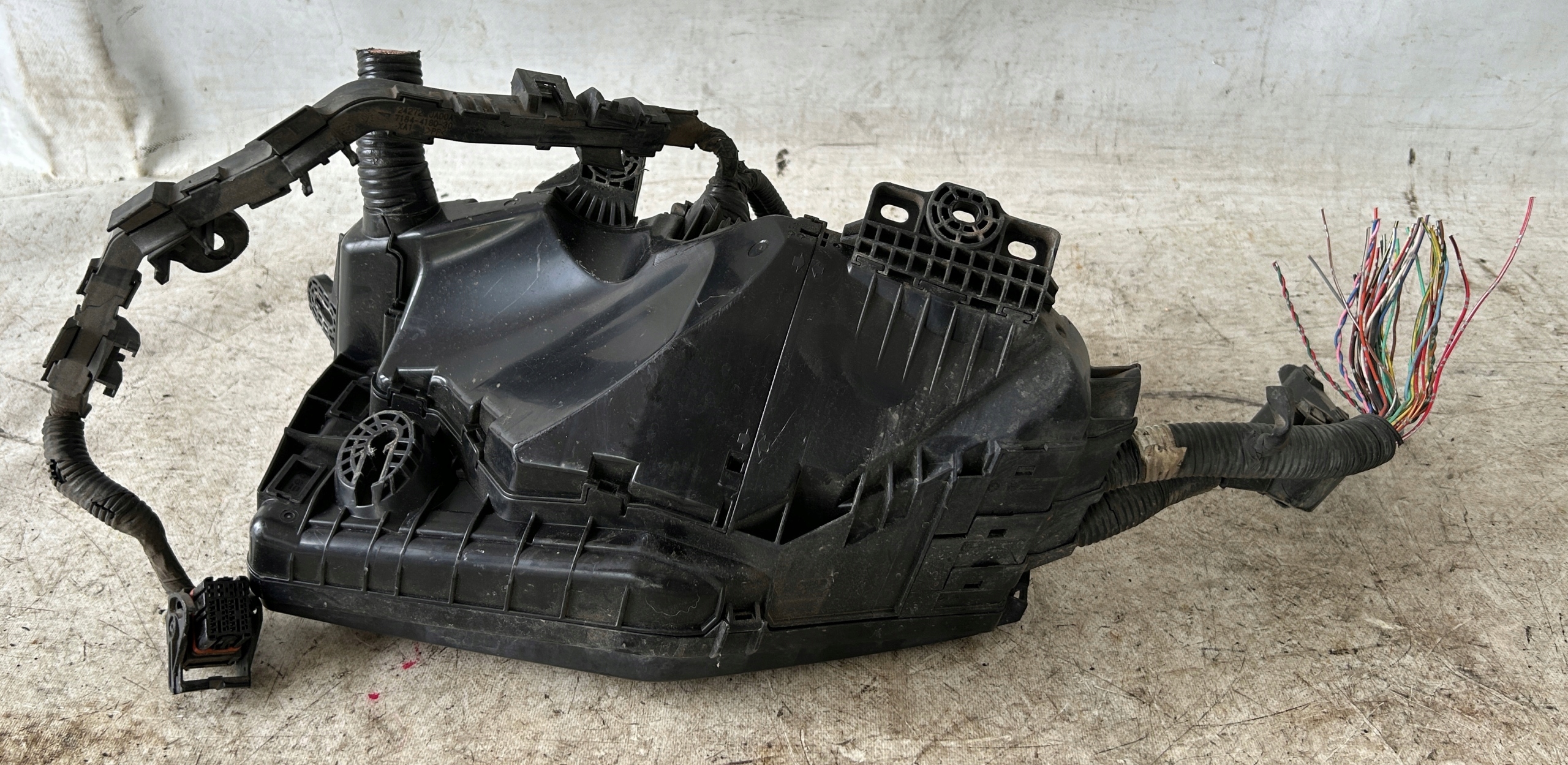 Module fusibles NISSAN MAXIMA A35 09- 3.5