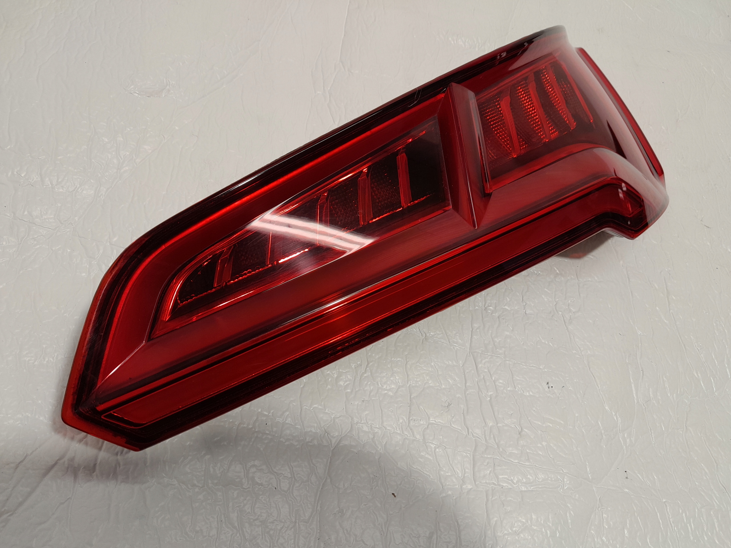 AUDI Q5 80A light right rear part LED USA 80A945070A