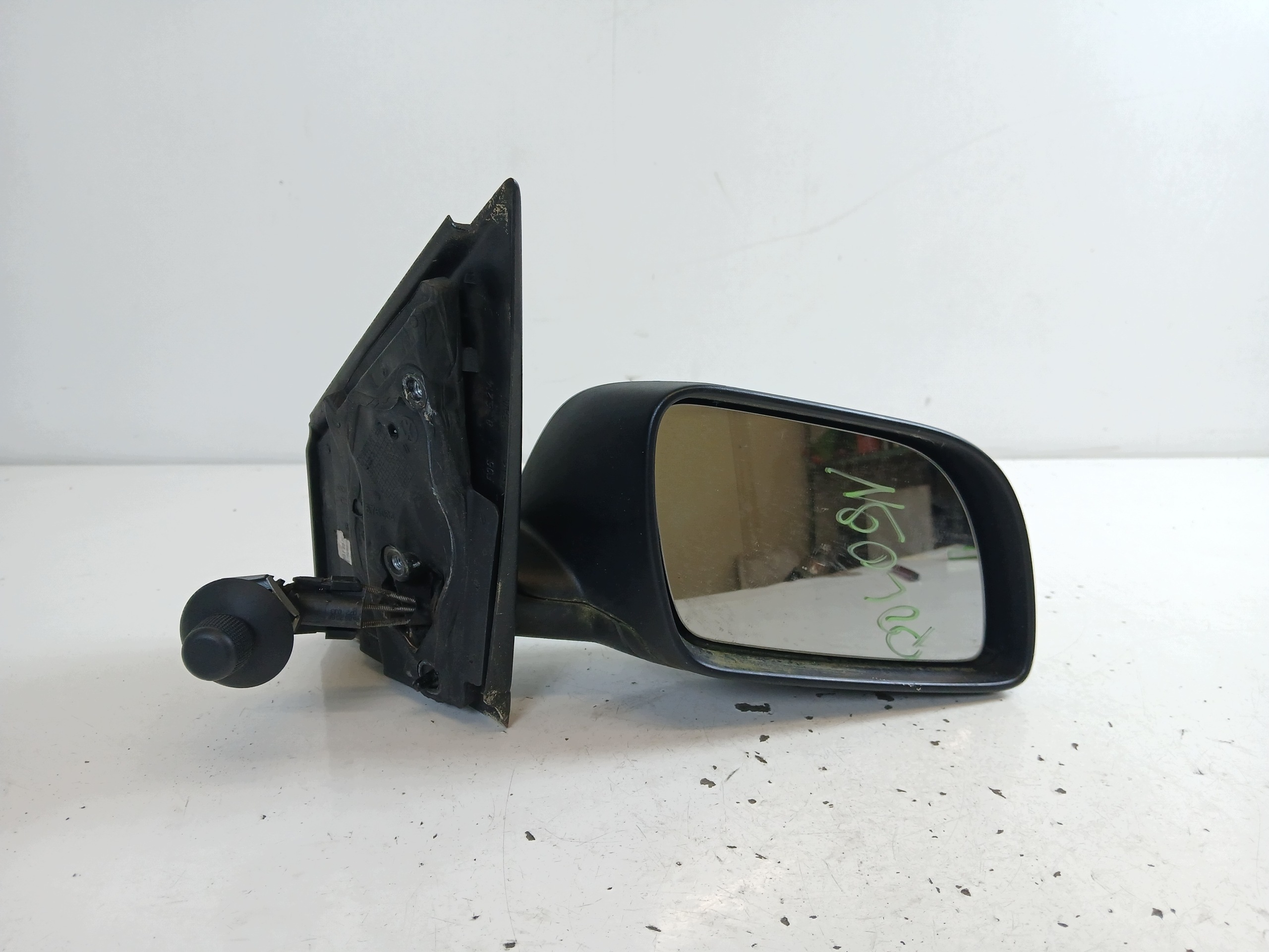 VW POLO 9N mirror right manually black,