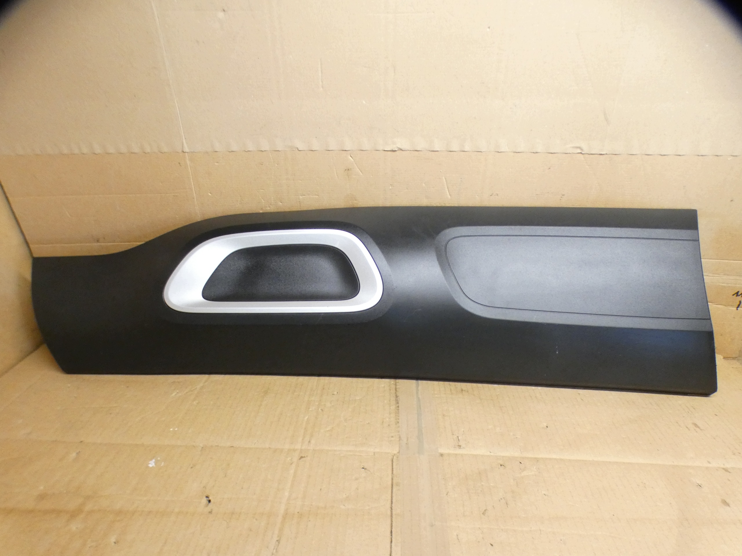 CITROEN C5 AIRCROSS moulding left door front front left original EH227AE9545