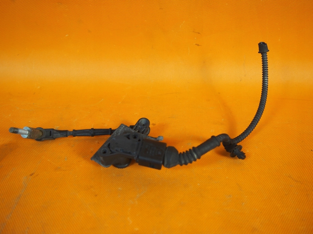 4m0907503 8w0941309b - Audi A4 8W B9 Датчик вирівнювання ліве кріплення
