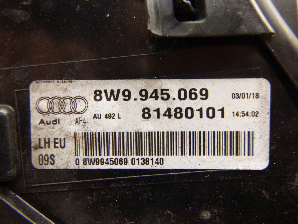 AUDI A4 B9 KOMBI 8W9 light rear left