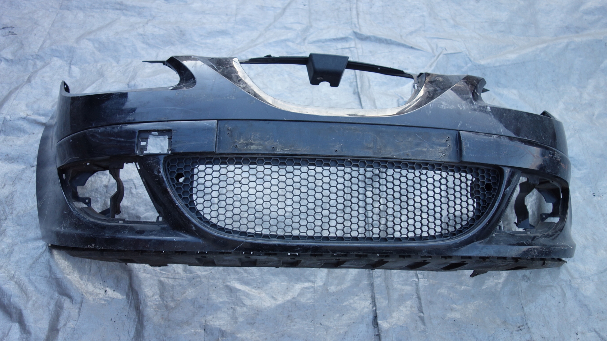 бампер передний seat Toledo III ALTEA / 4795