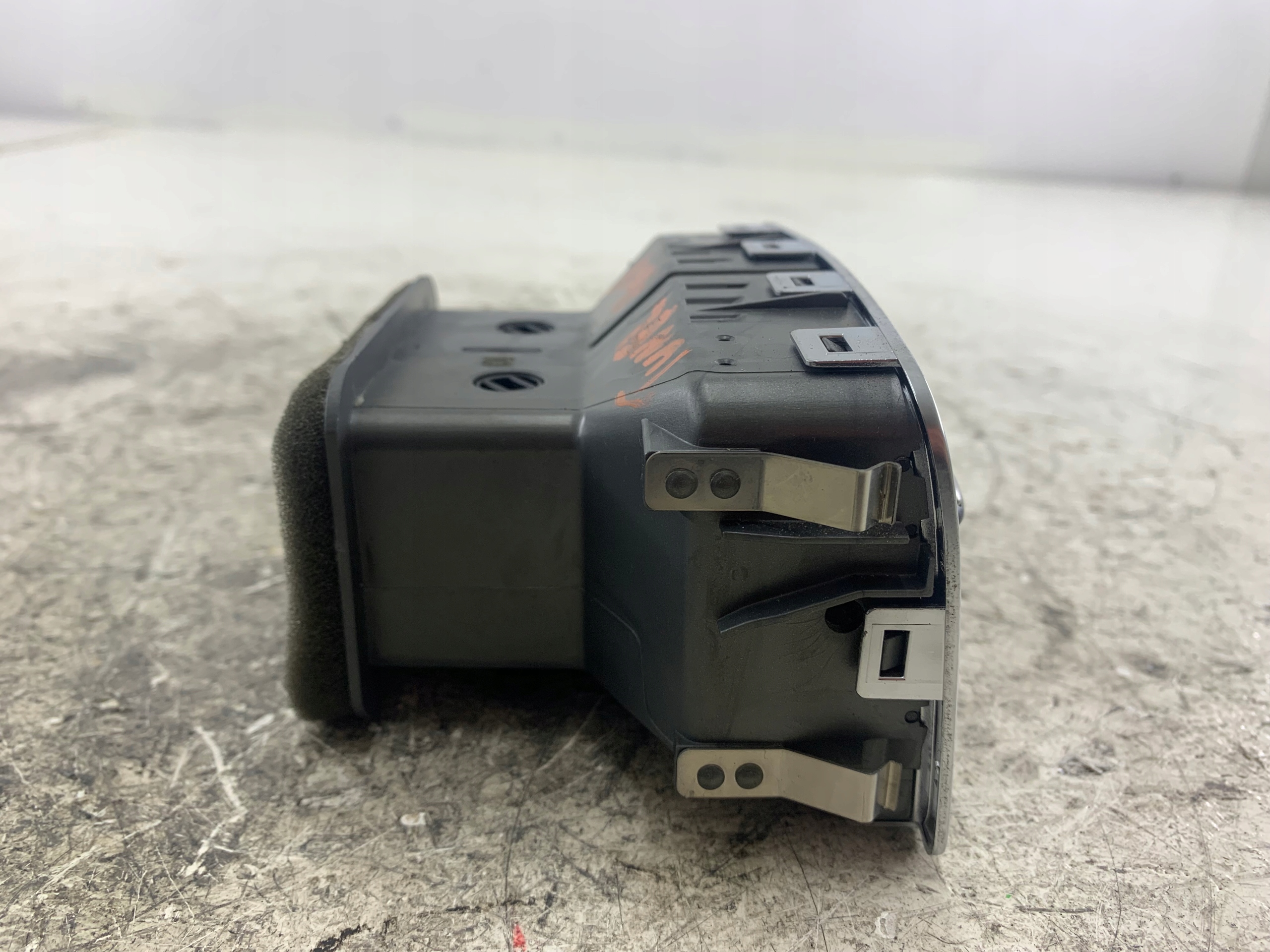 AUDI A6 C6 Lüftungsgitter des lüfters heck