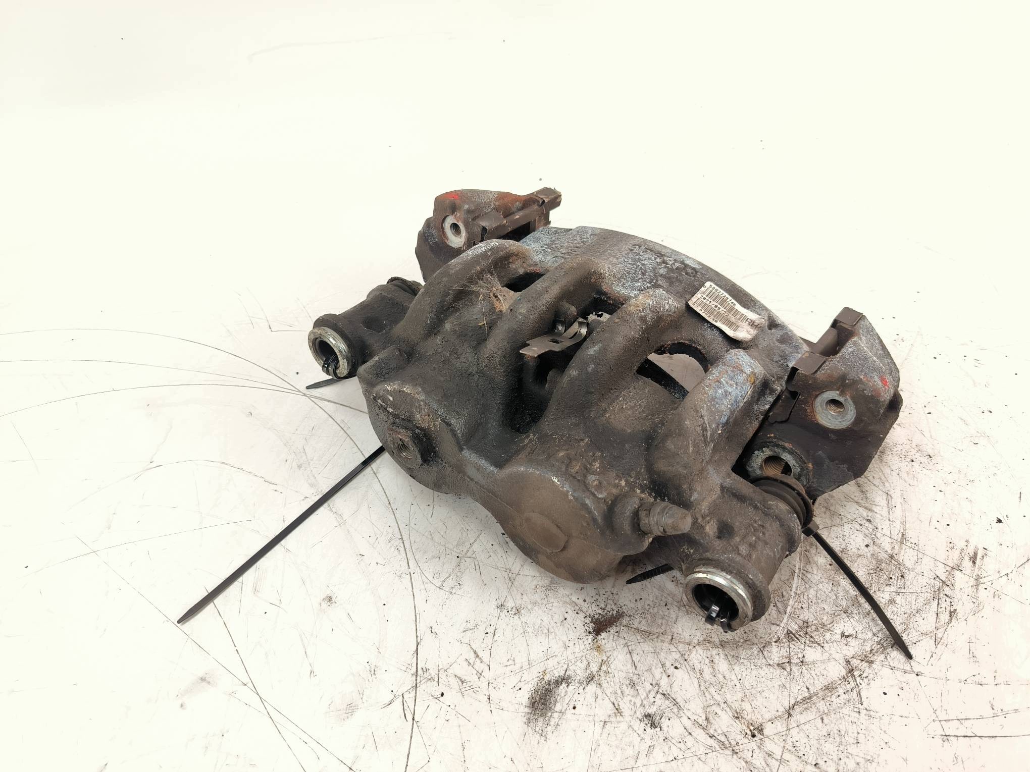 caliper brake rear part left 10/43 5802344875 IVECO DAILY 70C