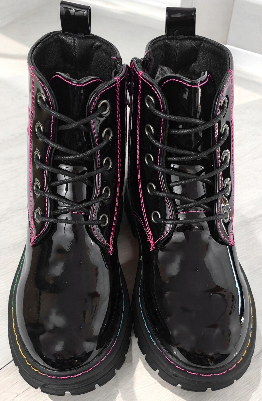 Kozaczki na Zamek Śliczne Trepy Sznurowane Śniegowce z Futerkiem Botki *27* Rozmiar (new) 27