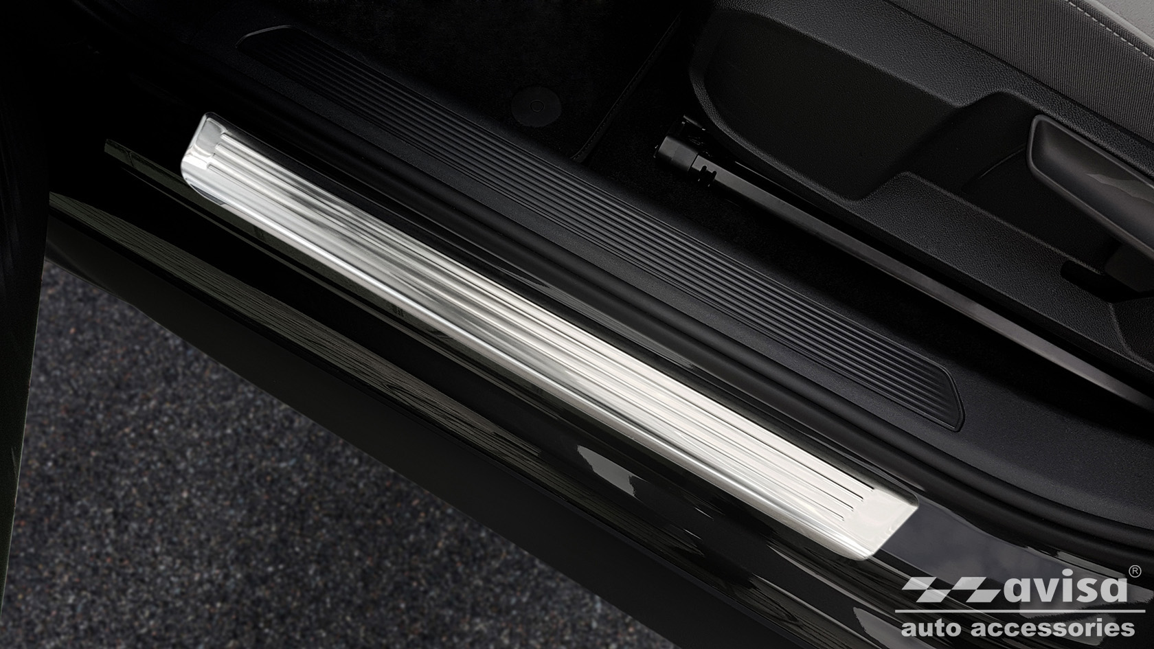 CUPRA BORN NAKŁADKI PROGOWE LISTWY NA PROGI STALOWE Producent Avisa