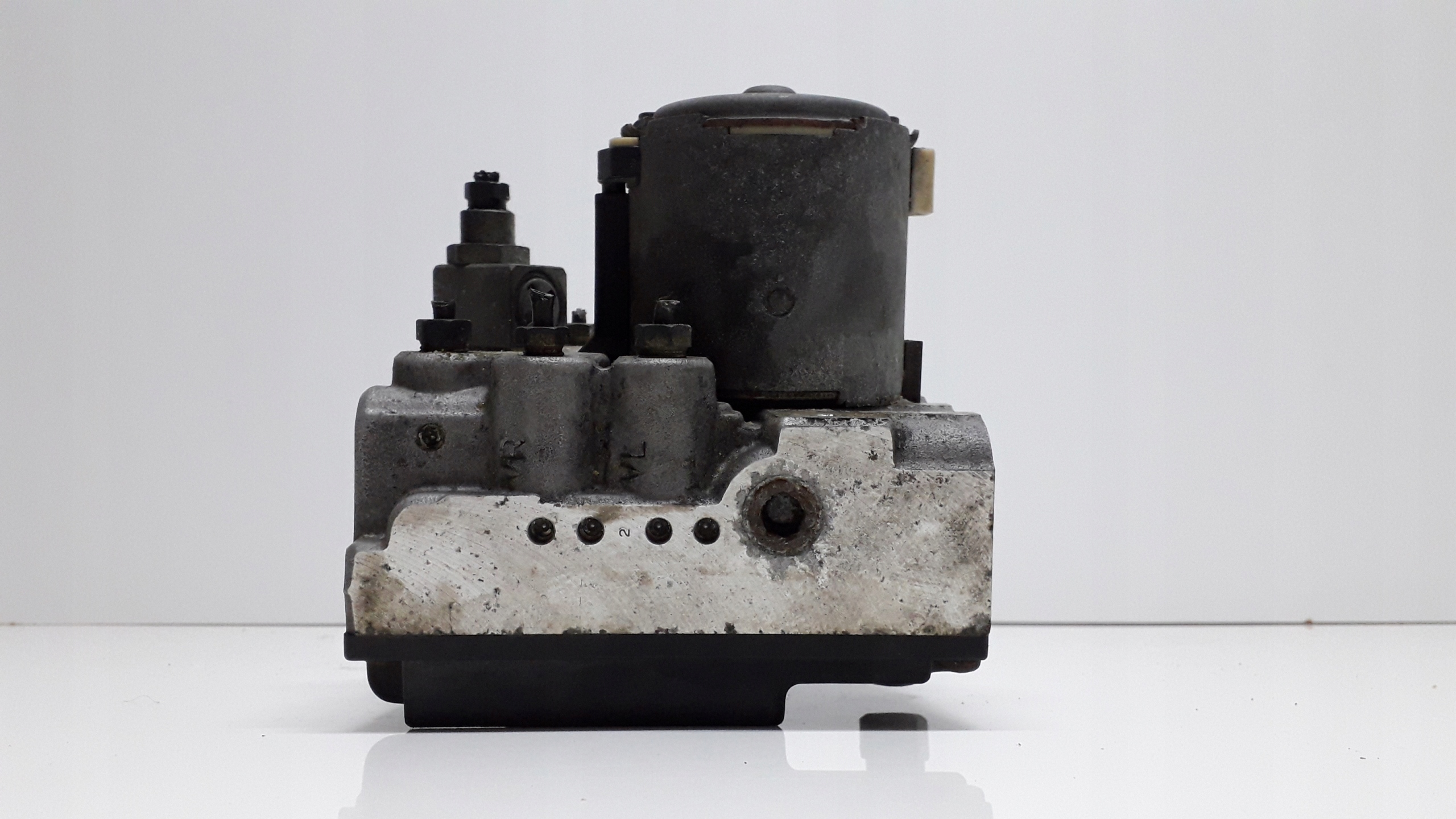 34.51-1090910 - BMW E38 E39 насос ABS 0265217000 / 3451. 1090910