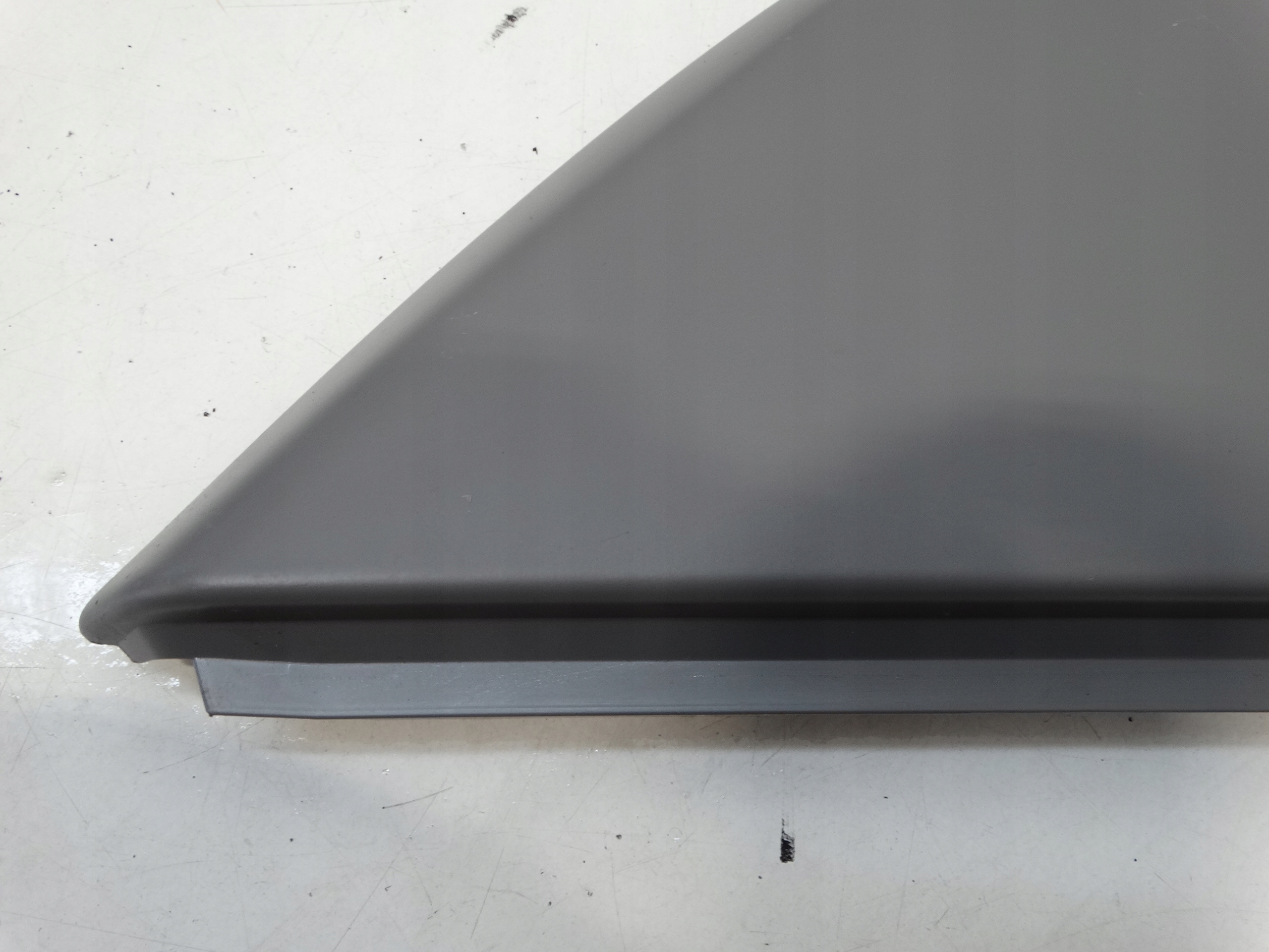 cover spoiler consoles right VOLKSWAGEN T5 MULTIVAN 7H5857176A