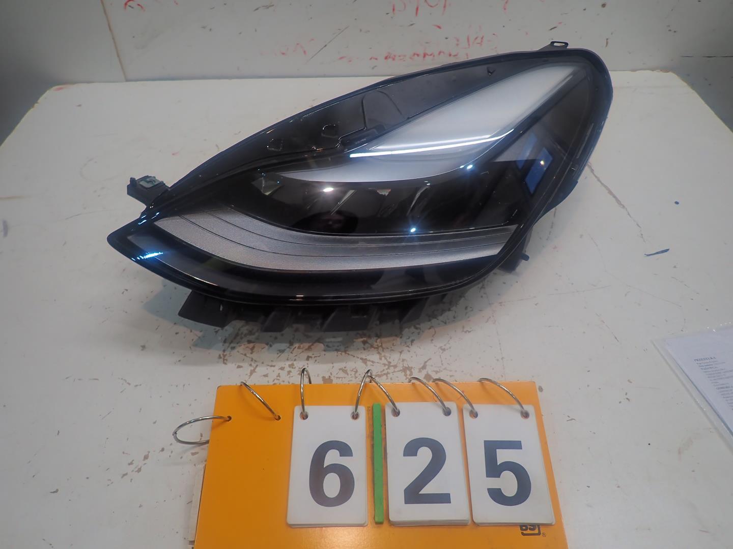 light front left TESLA 3 LIFT 2020- FULL LED