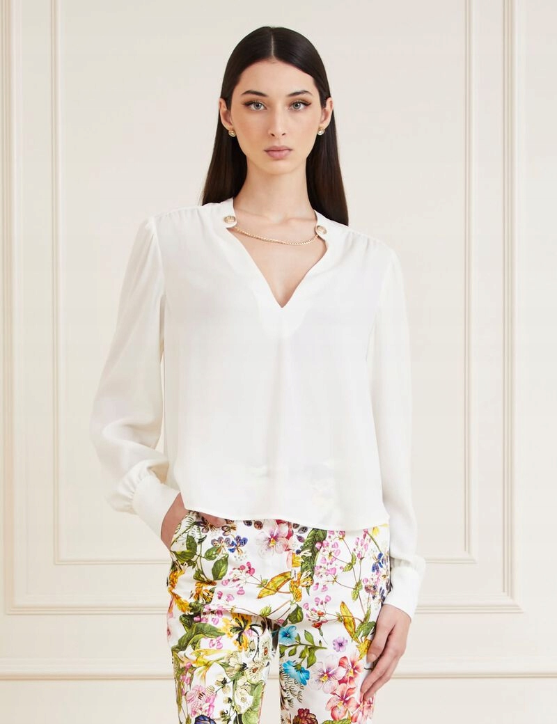 Marciano By Guess Krémová Halenka S Výstřihem Do V A Zlatými Knoflíky 44 2CA