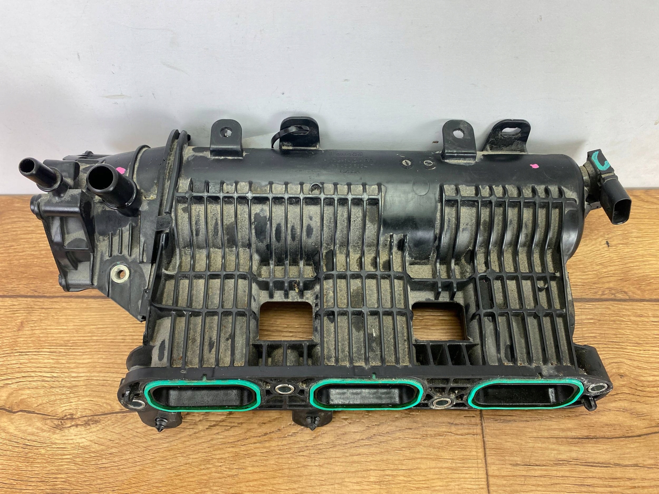 intake manifold Ford Escape IV Kuga MK3 2020+