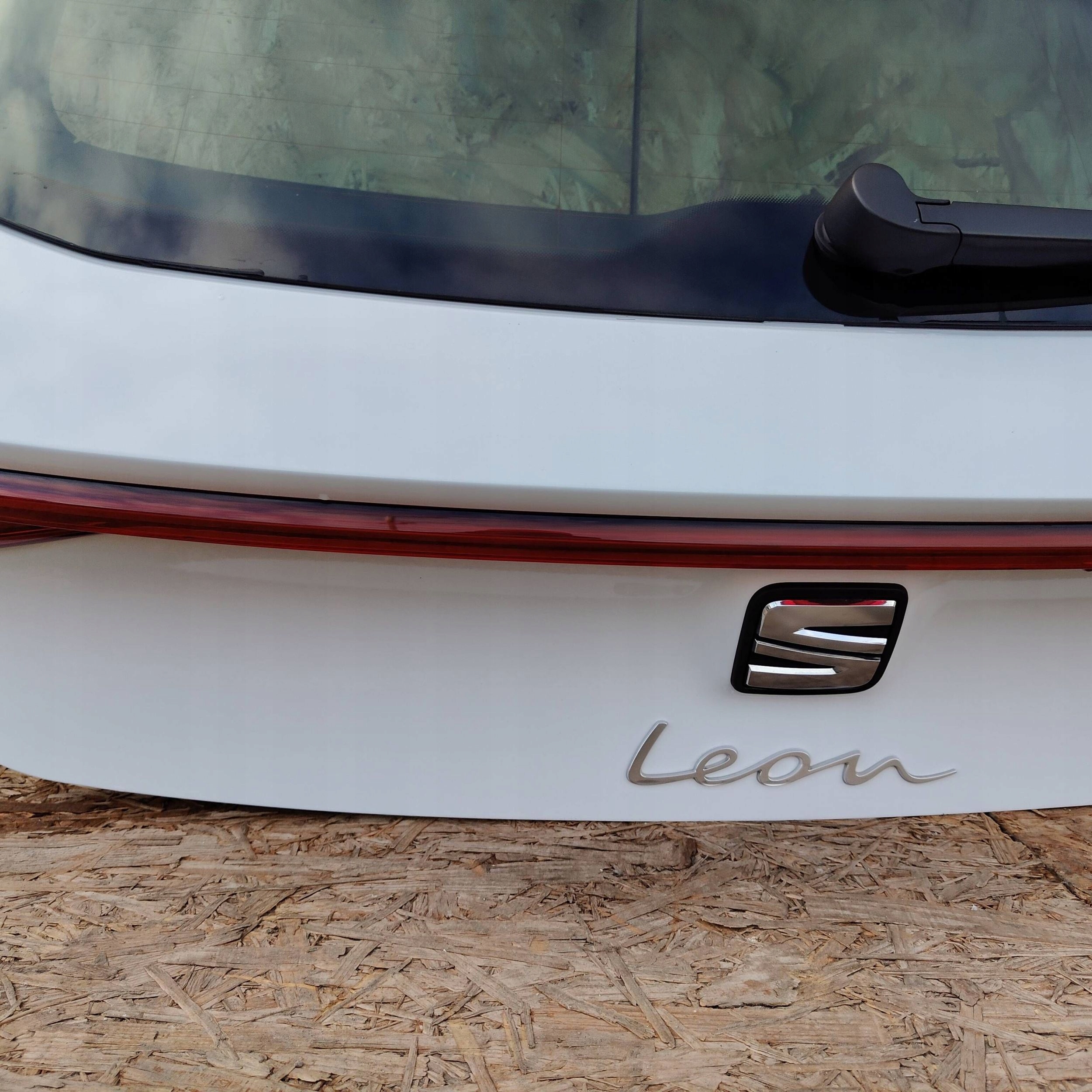 trunk door boot Seat Leon IV FR complete