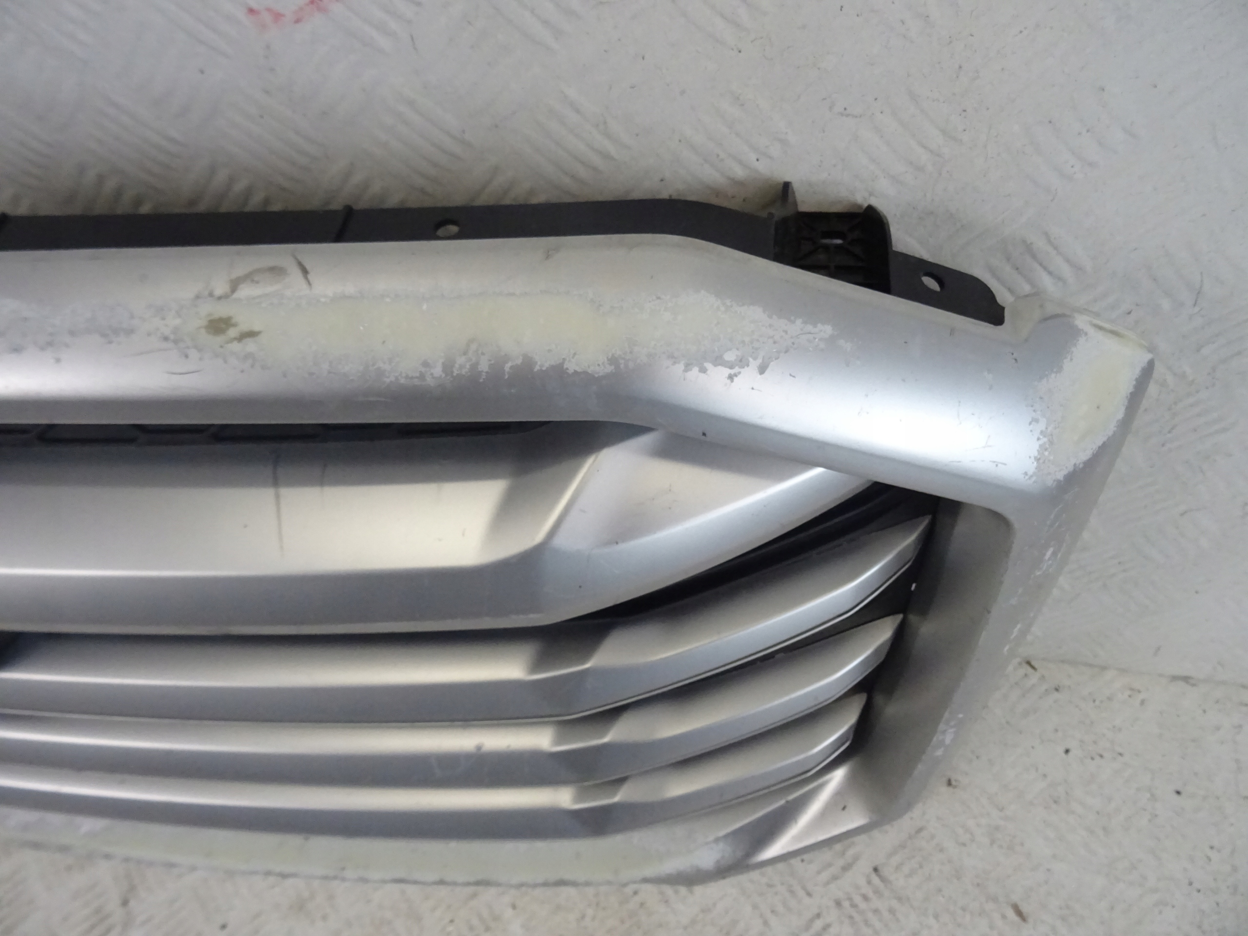 Grille Avant Avant FORD MAXUS V90 19
