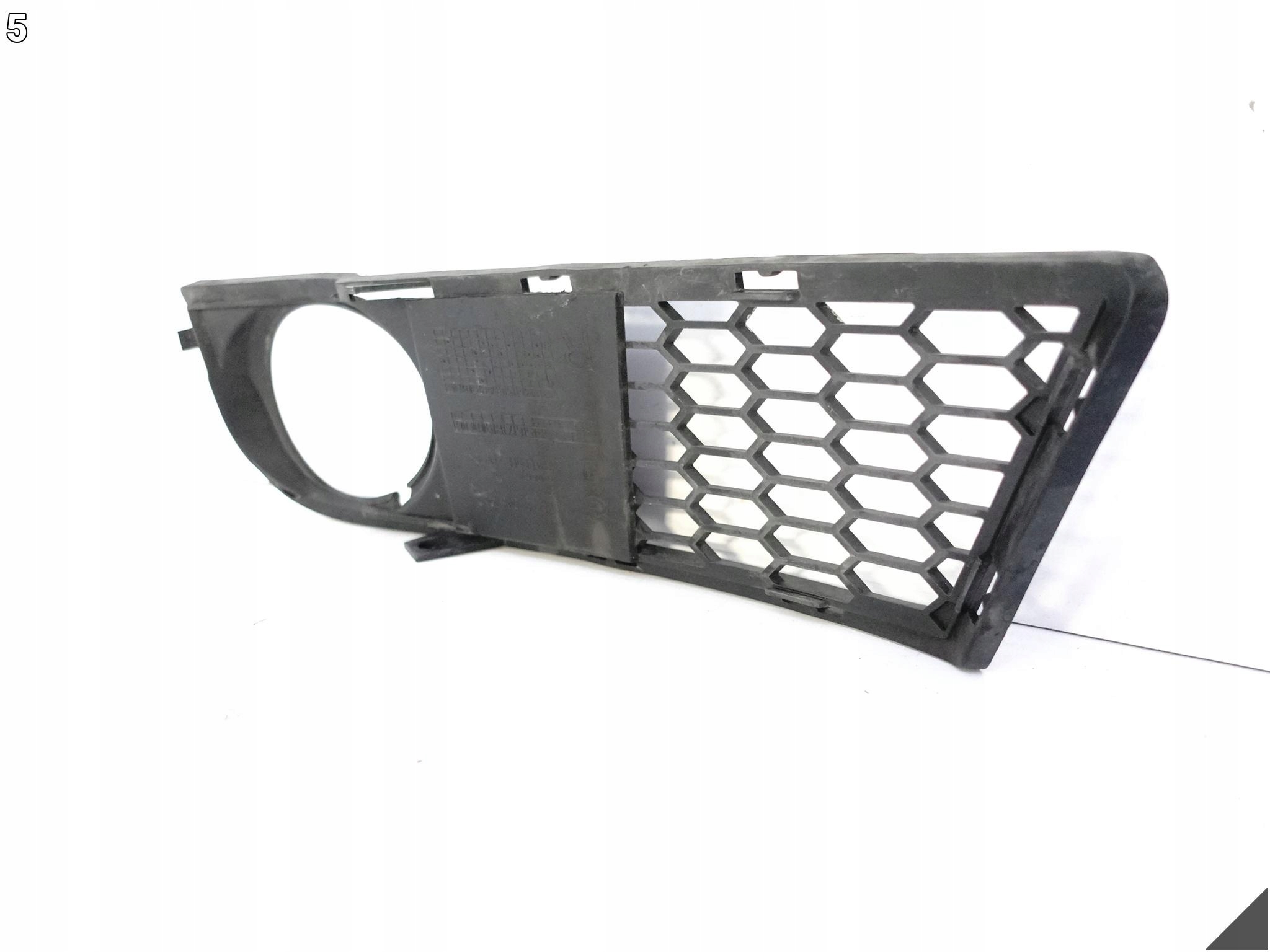 BMW 1 COUPE E82 E88 m-packet 04-07 grid grille W bumper front right