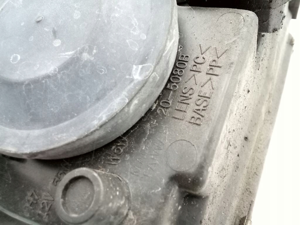 VW Passat B5 light left front front 20-5080B