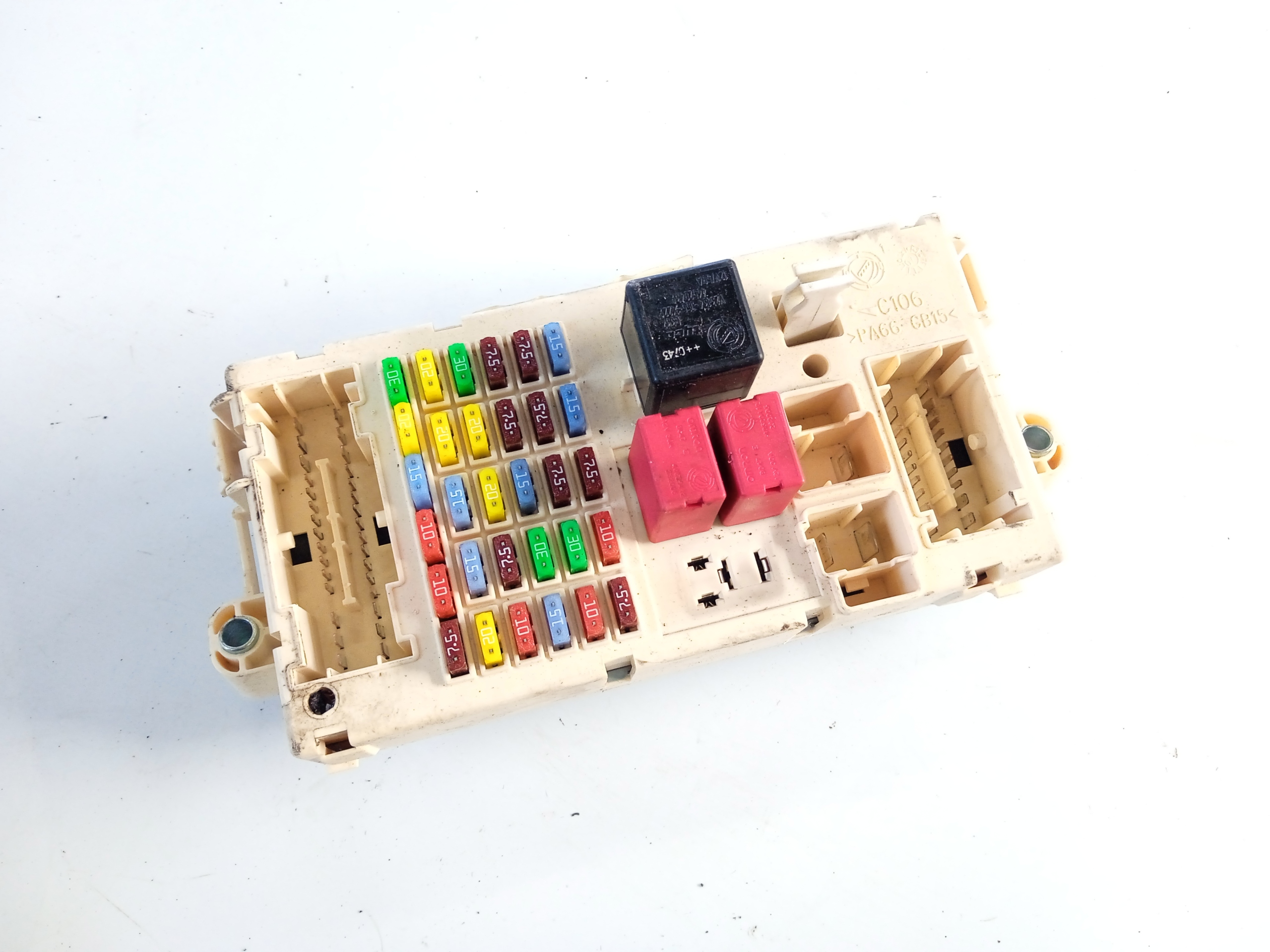 ALFA ROMEO 159 skrzynka bezpieczników ze środka z kabiny