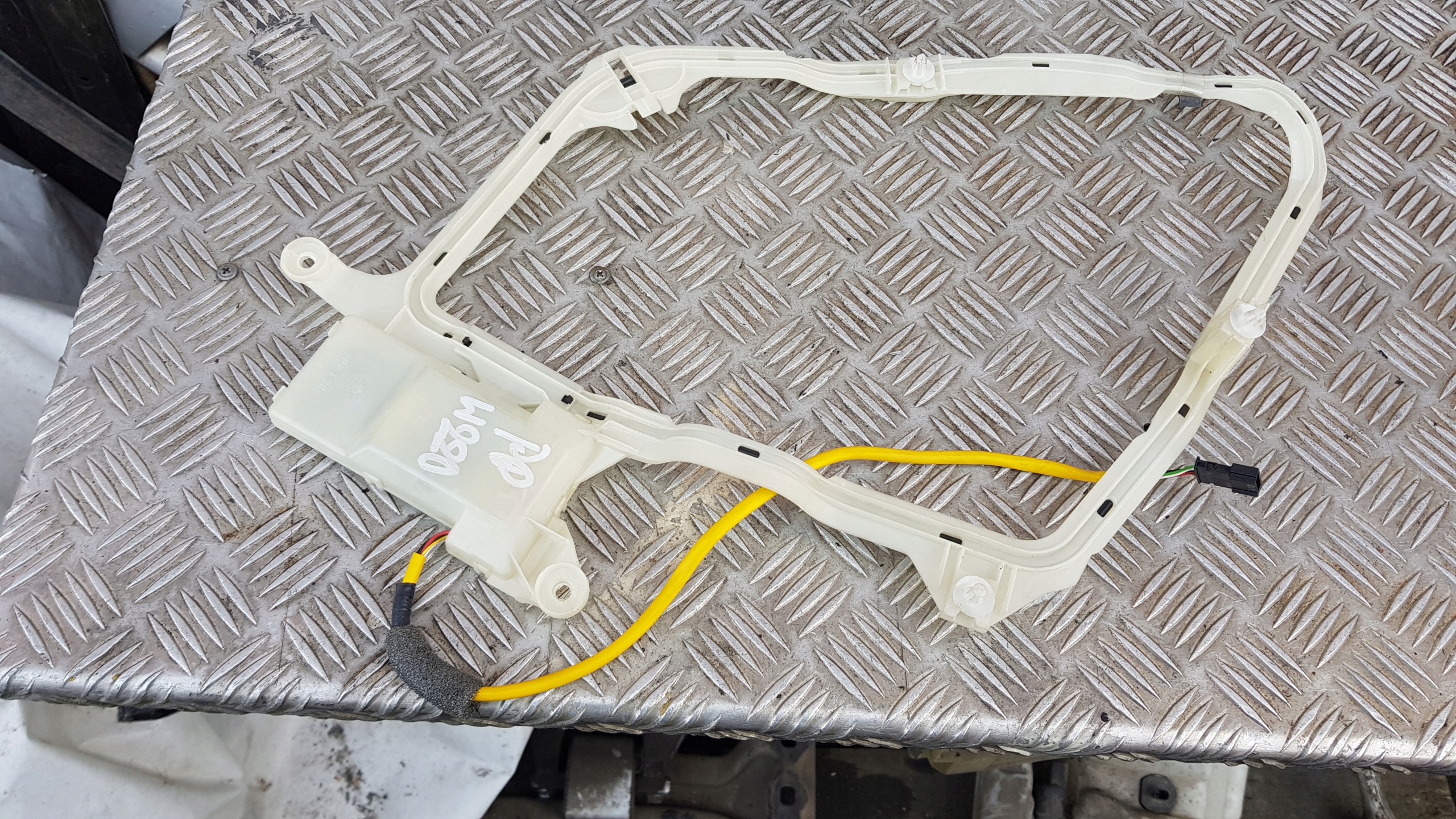 MERCEDES W220 aerial KEYLESS right front