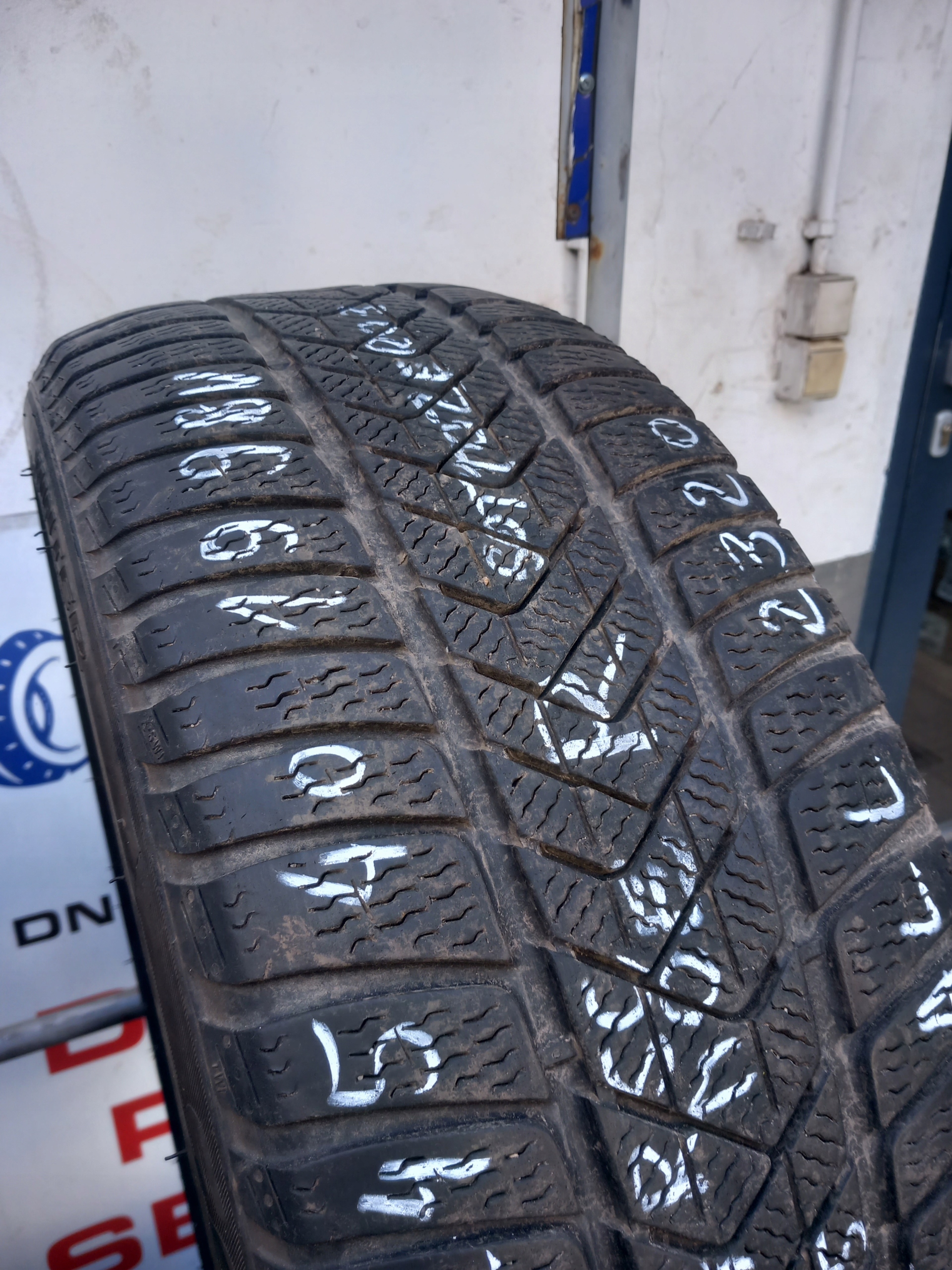 1x OPONA ZIMOWA 245/40R19 98V PIRELLI SOTTOZERO 3 RSC MOE * WARSZAWA Sezon zimowe