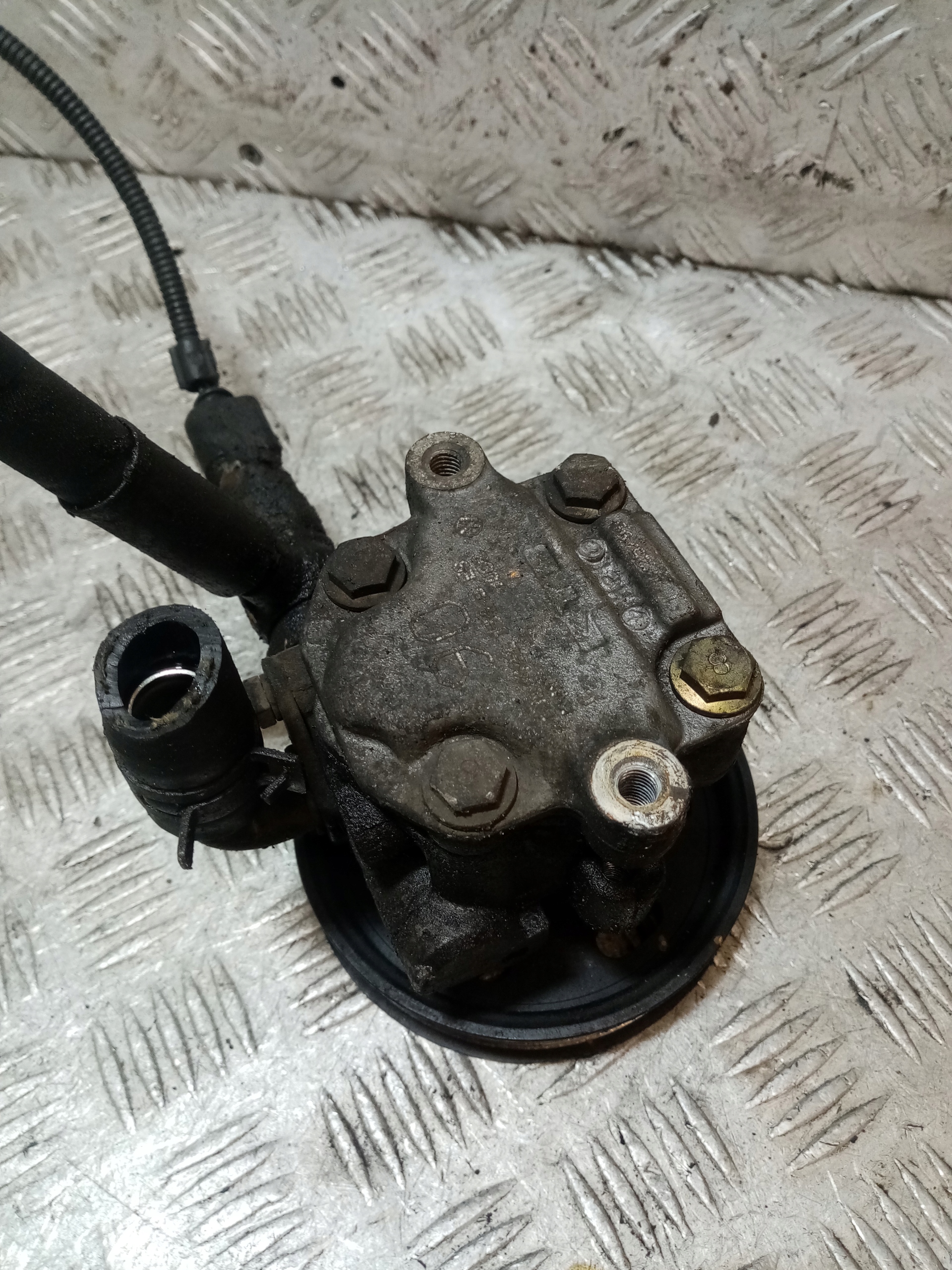 Pompa servosterzo VOLKSWAGEN GOLF 4