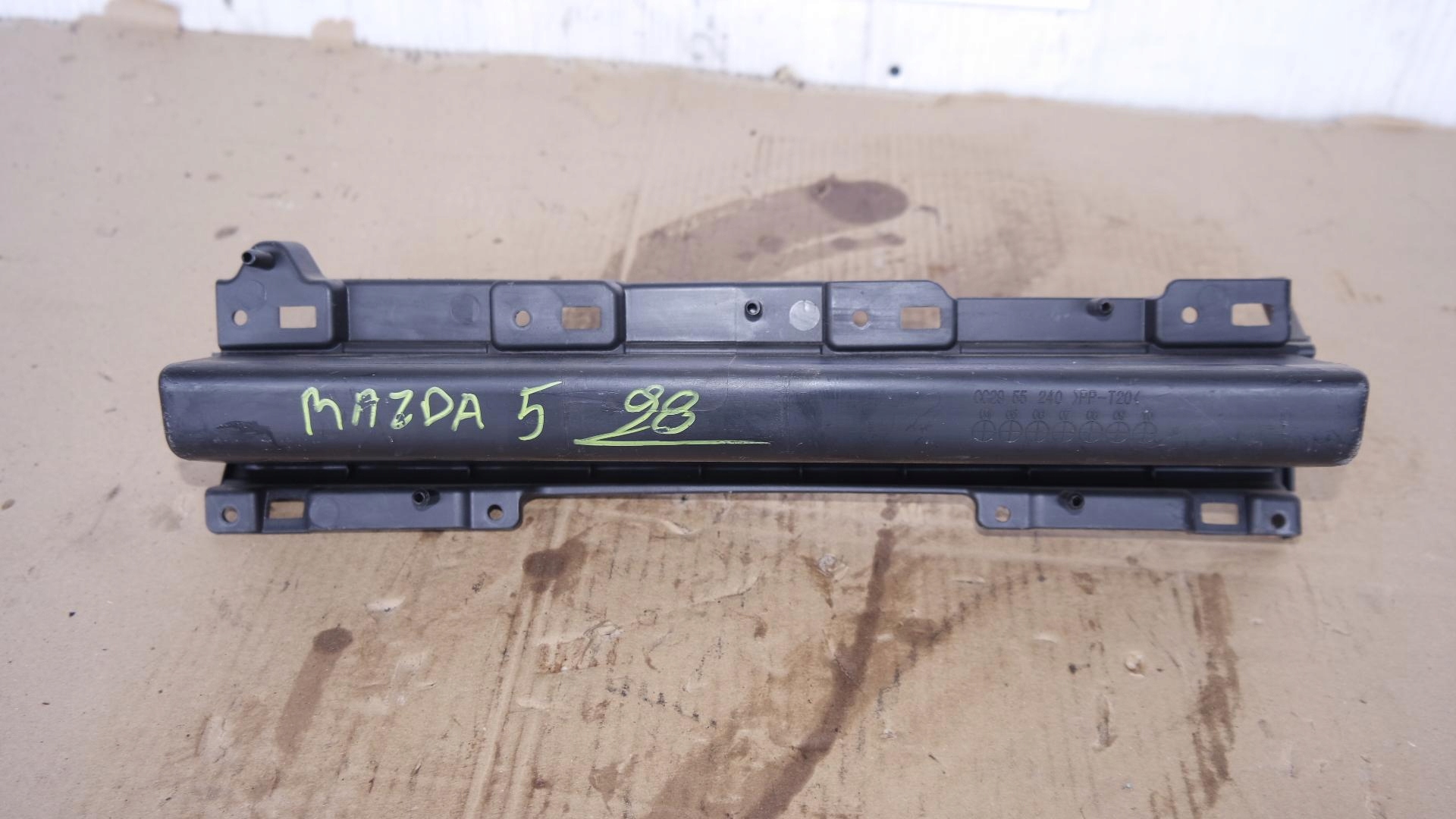 бардачок полка mazda 5 и CC2955240