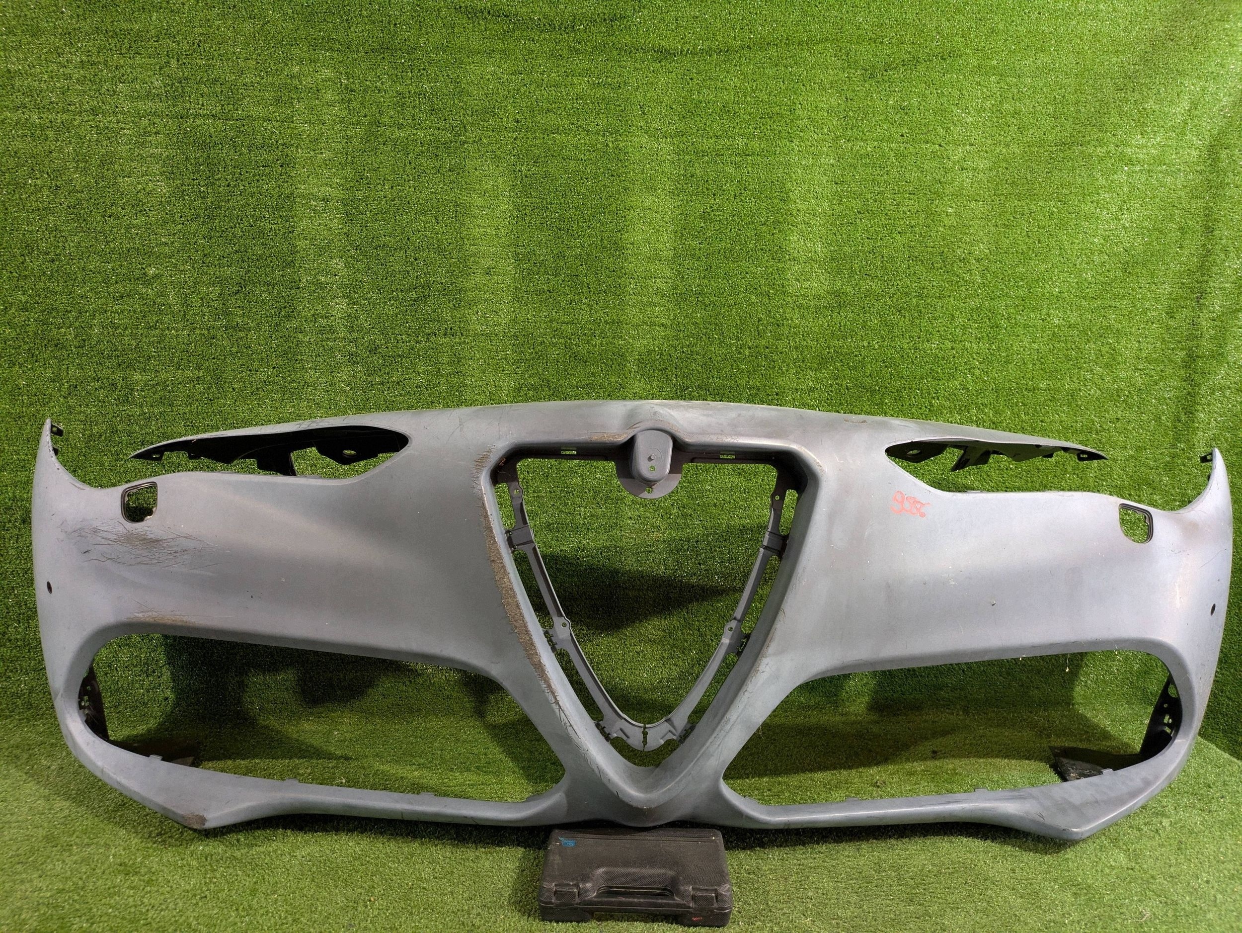 front bumper front ALFA ROMEO STELVIO 16- NR.Z9556