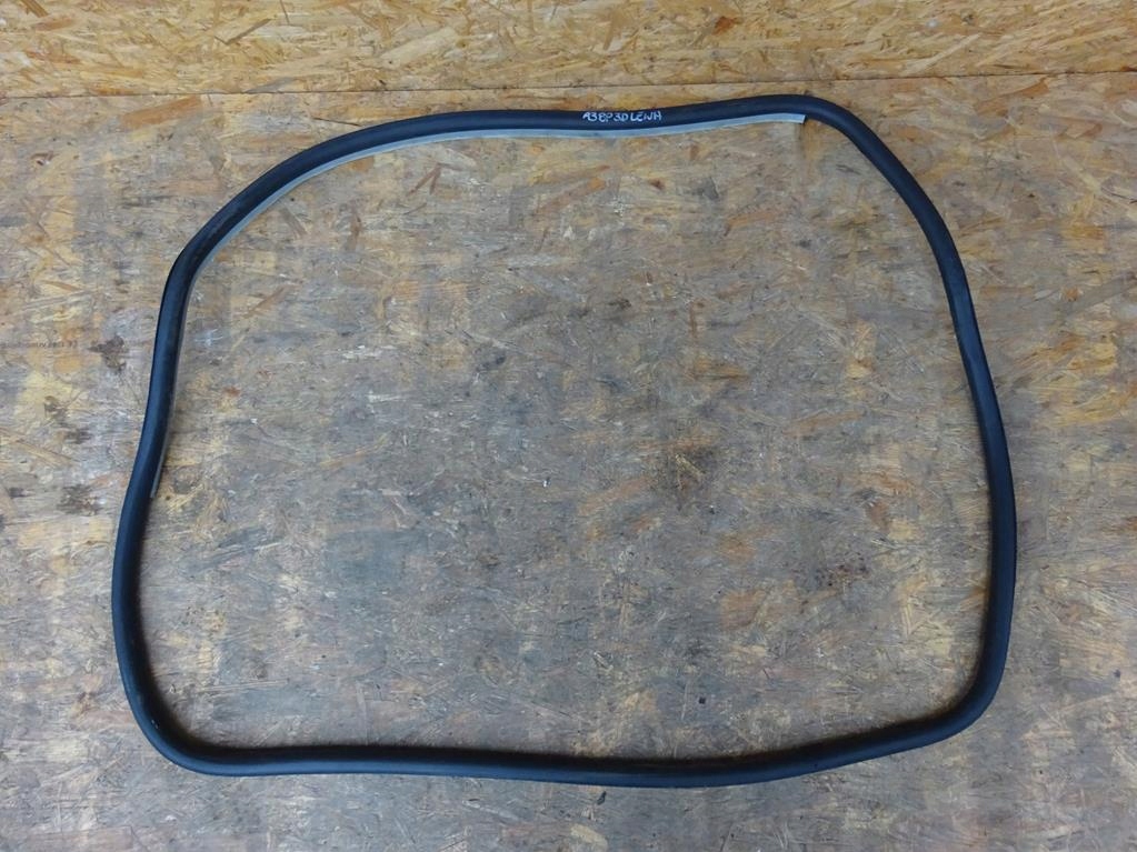 AUDI A3 8P 8P3 3D уплотнение двери левое 8P3831721J