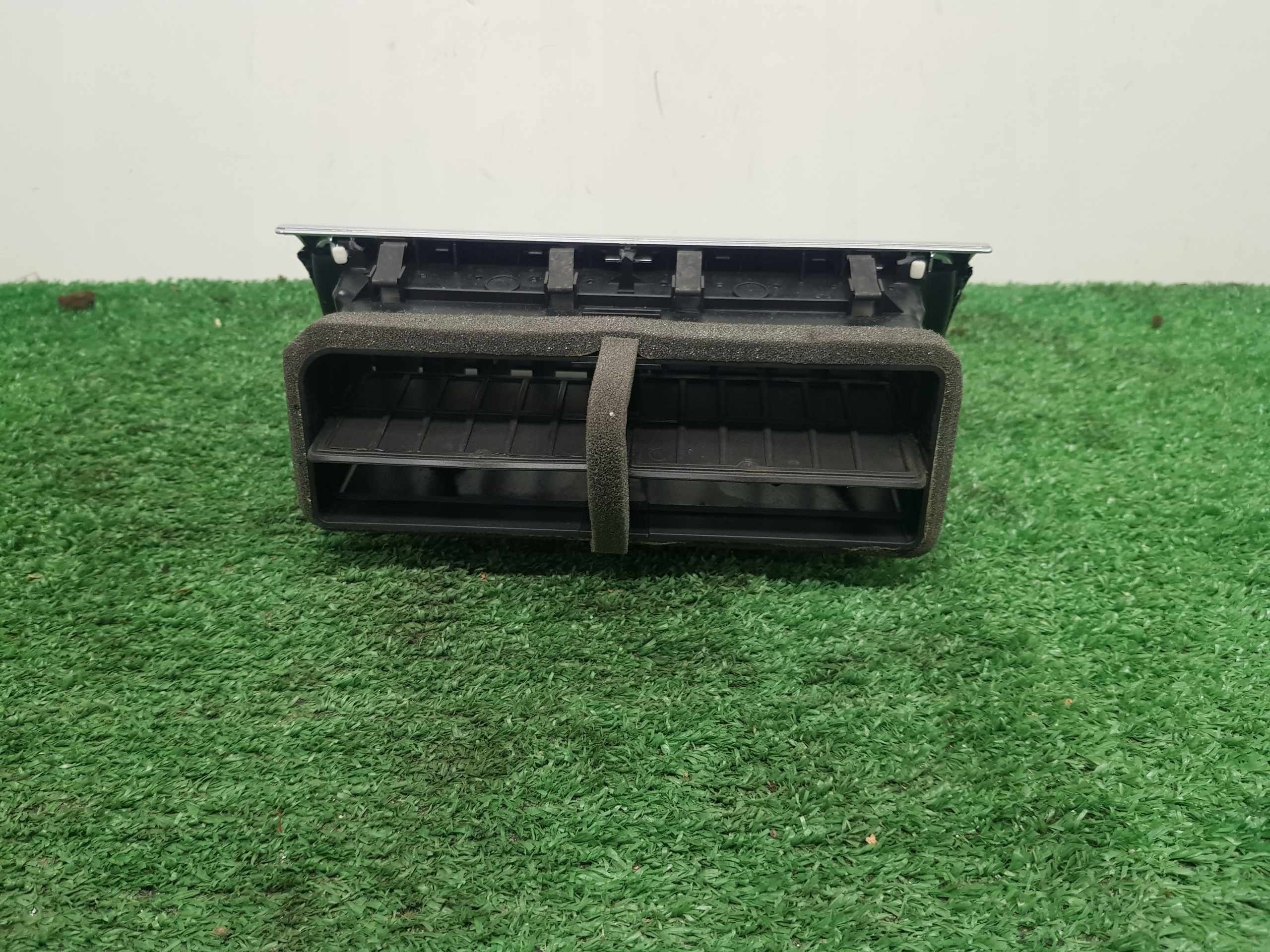 grid air conditioning devices central AUDI Q7 4L0820951
