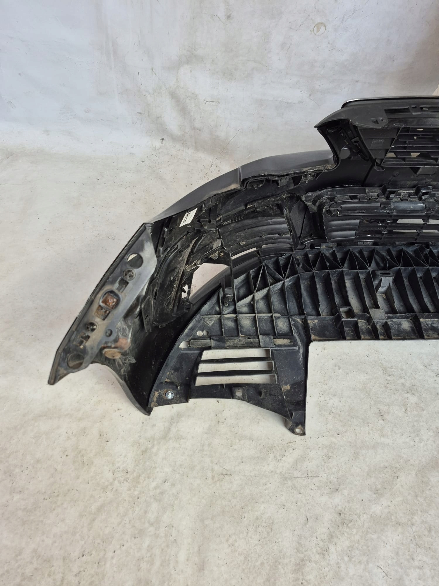 PEUGEOT 308 II LIFT 17- bumper front front + cover
