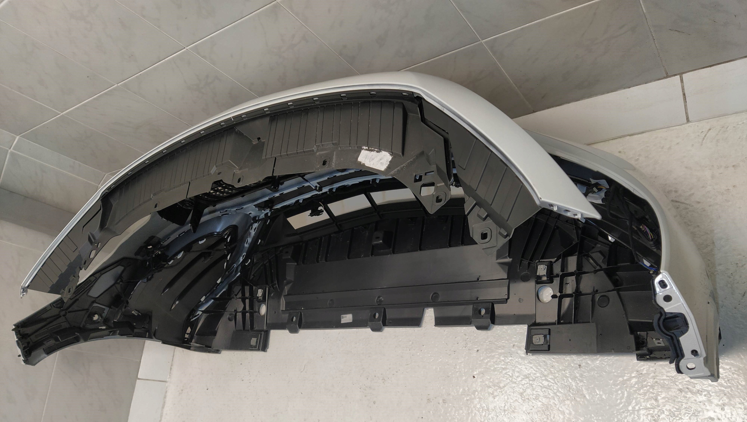MERCEDES GLA 250 E LIFT 23- bumper front front grill 6XPDC