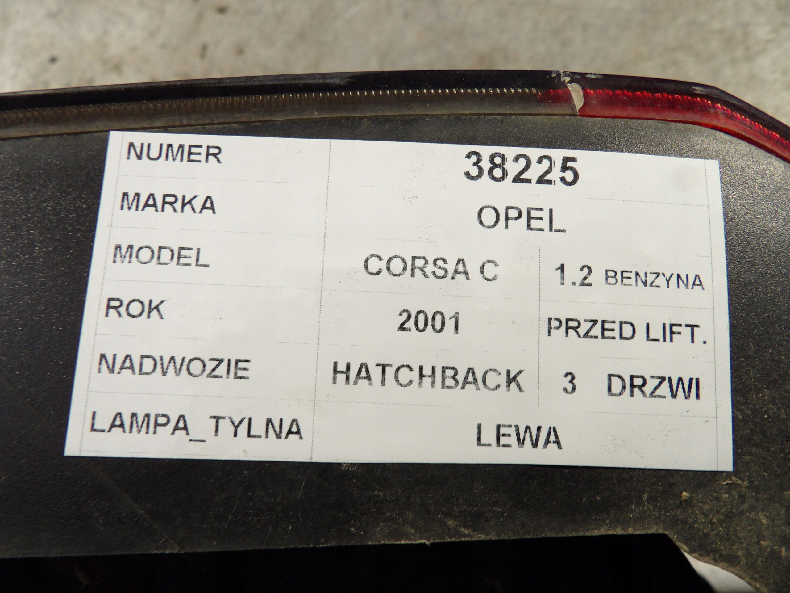 Opel Corsa C light rear left 1,2B 09114336 89302171