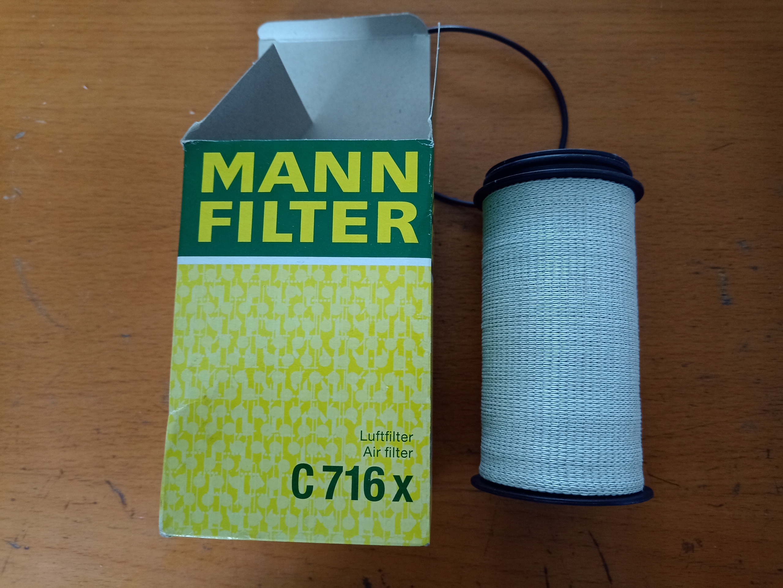 Mann-Filter c 716 x вентиляція кривошипної камери