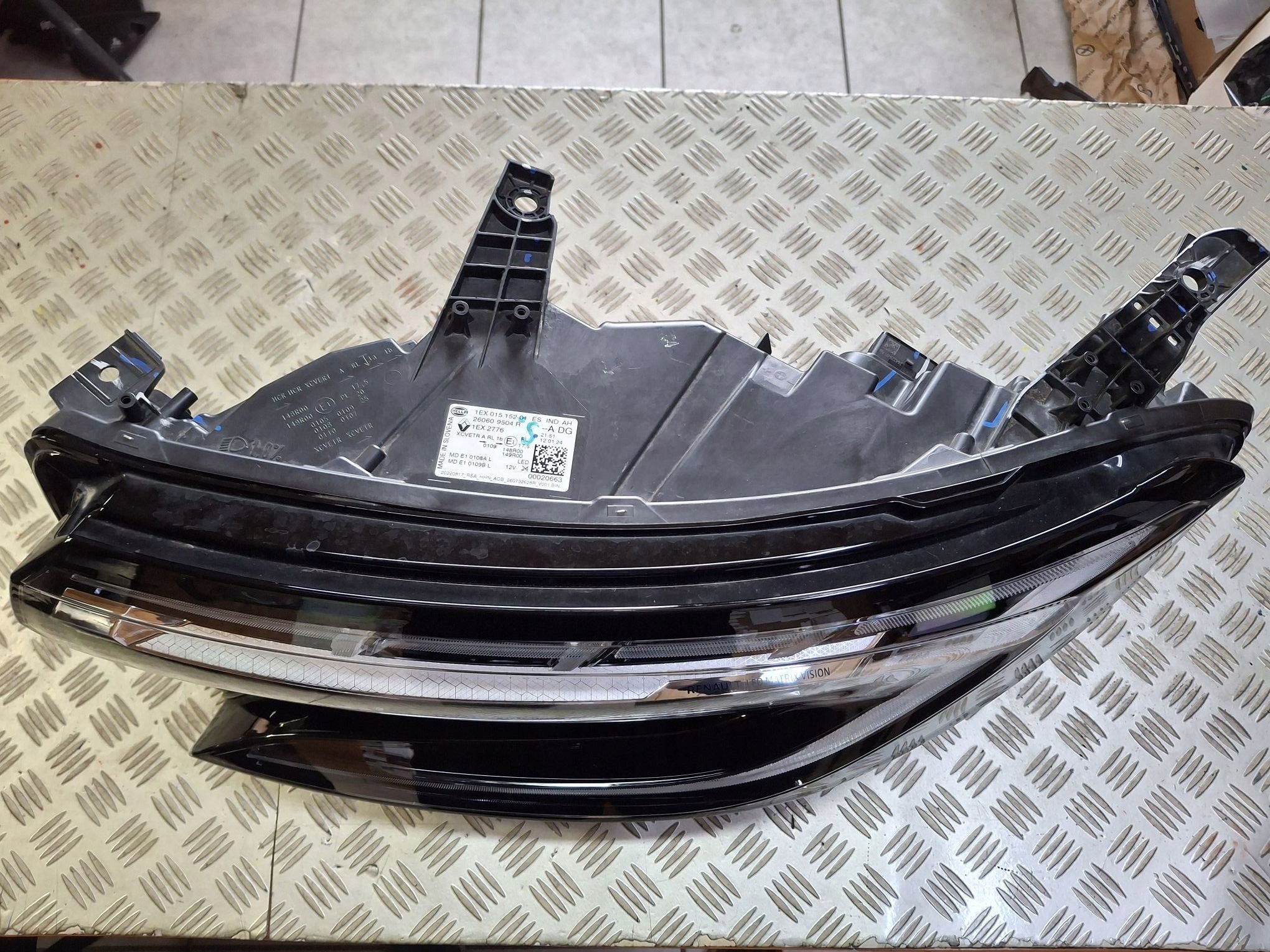 licht links vorne FULL LED MATRIX VISION RENAULT AUSTRAL 2022R->