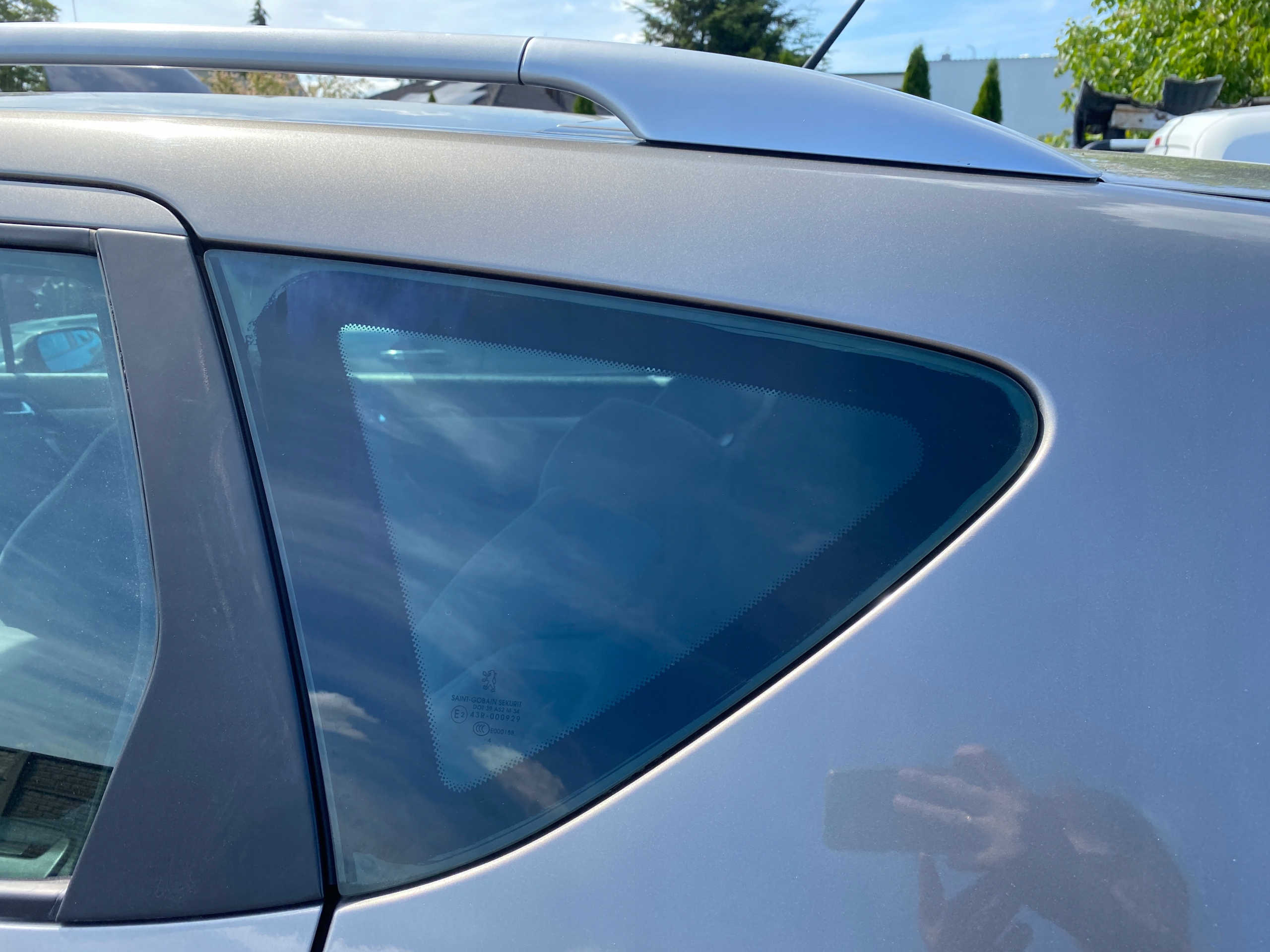 window side bodywork left przy drzwiach Peugeot 407 SW 04-10